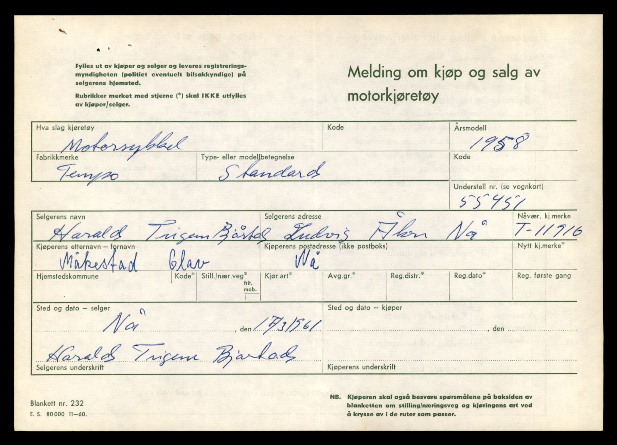 Møre og Romsdal vegkontor - Ålesund trafikkstasjon, AV/SAT-A-4099/F/Fe/L0031: Registreringskort for kjøretøy T 11800 - T 11996, 1927-1998, p. 2017