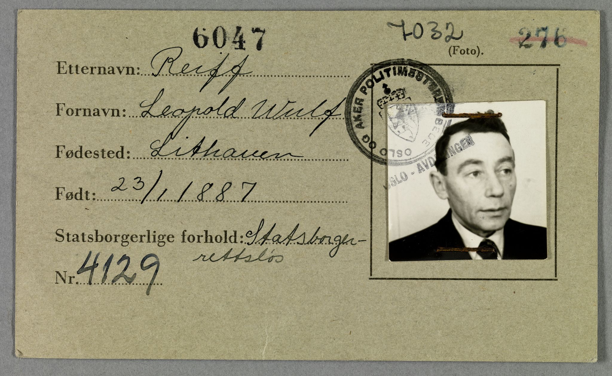 Sosialdepartementet, Våre Falne, RA/S-1708/E/Ee/L0021A: Fotografier av jøder på legitimasjonskort (1941-42), 1941-1942, p. 287