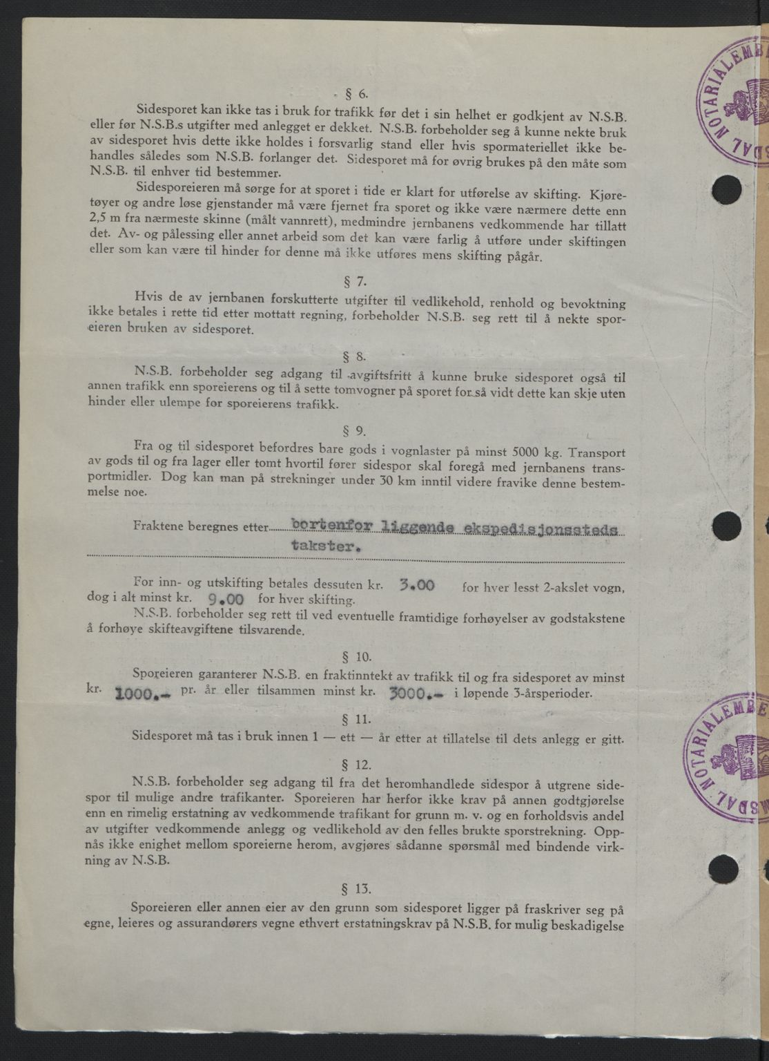 Romsdal sorenskriveri, AV/SAT-A-4149/1/2/2C: Mortgage book no. A23, 1947-1947, Diary no: : 1832/1947