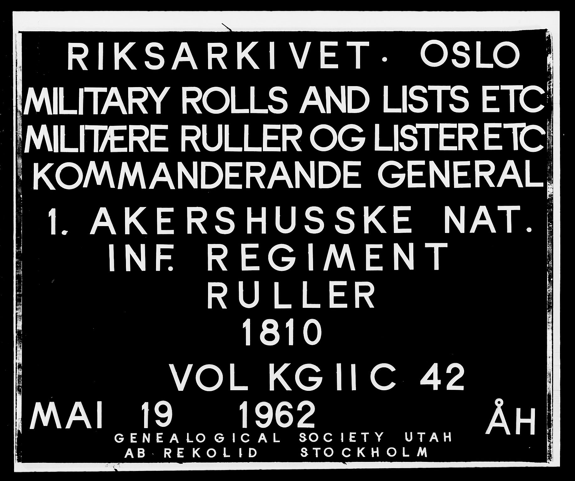 Generalitets- og kommissariatskollegiet, Det kongelige norske kommissariatskollegium, AV/RA-EA-5420/E/Eh/L0042: 1. Akershusiske nasjonale infanteriregiment, 1810, p. 1