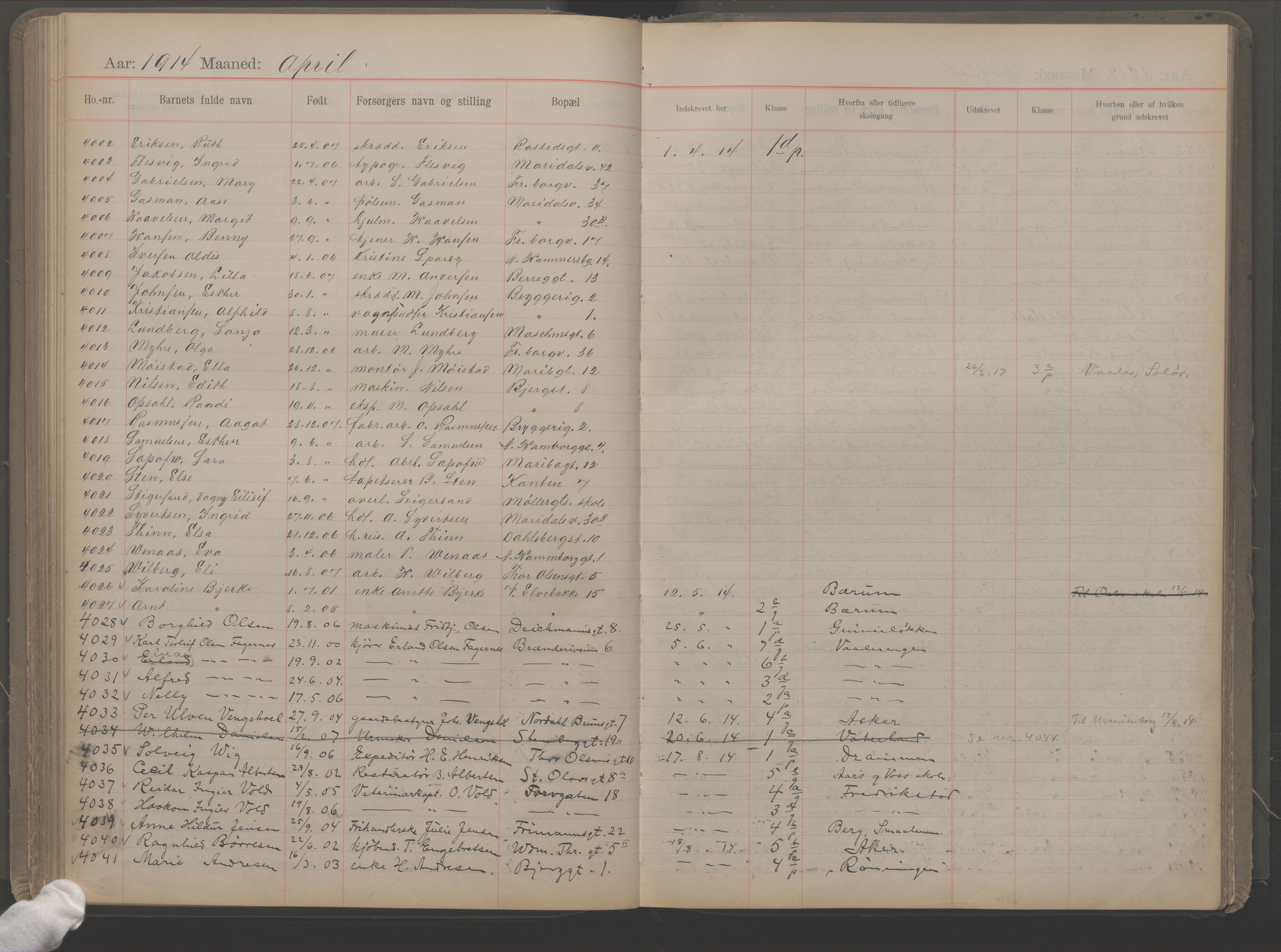 Møllergata skole, OBA/A-20129/F/Fa/L0002: Ut-/innskrivningsprotokoll, 1907-1932, p. 105
