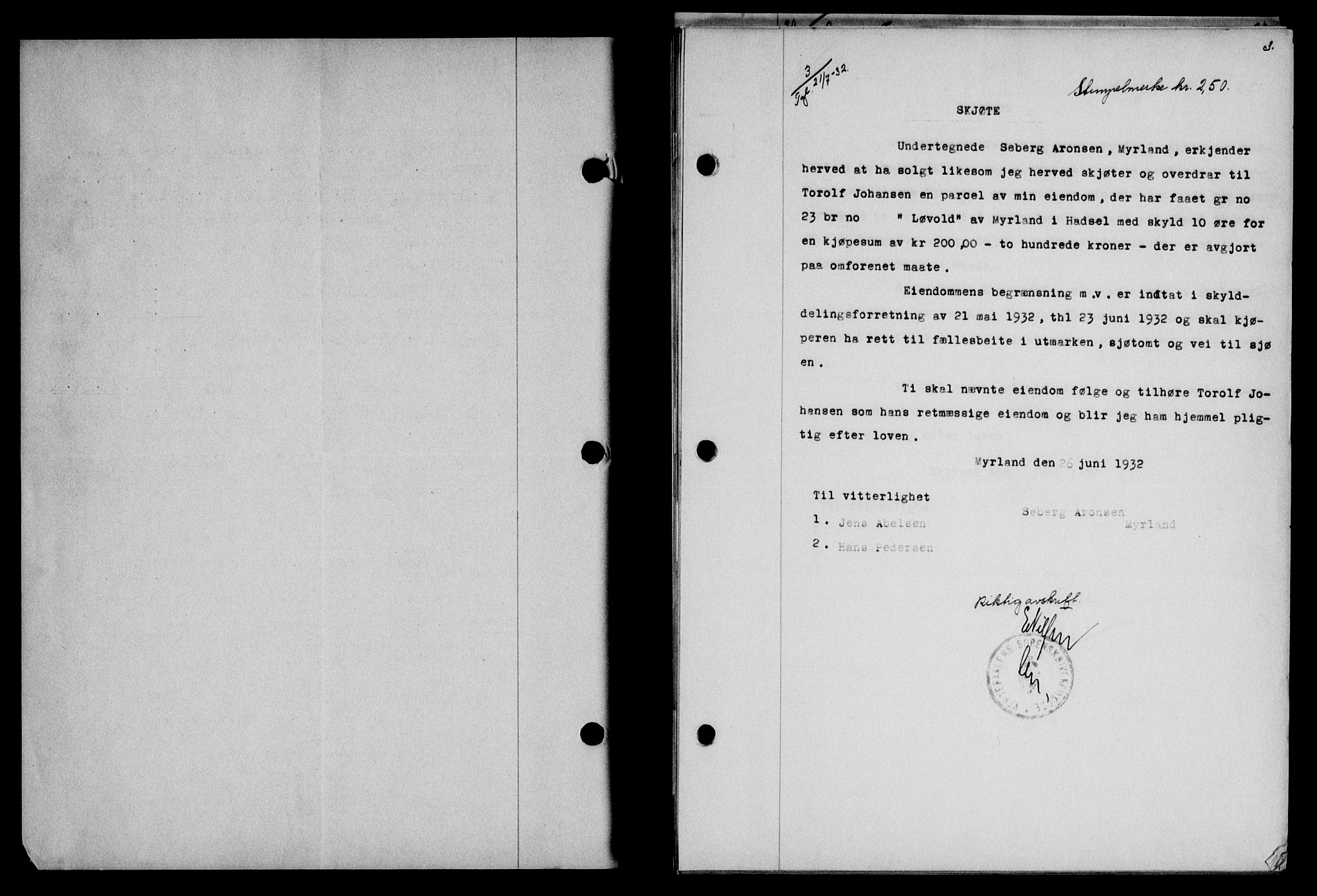 Vesterålen sorenskriveri, SAT/A-4180/1/2/2Ca/L0056: Mortgage book no. 49, 1932-1933, Deed date: 21.07.1932