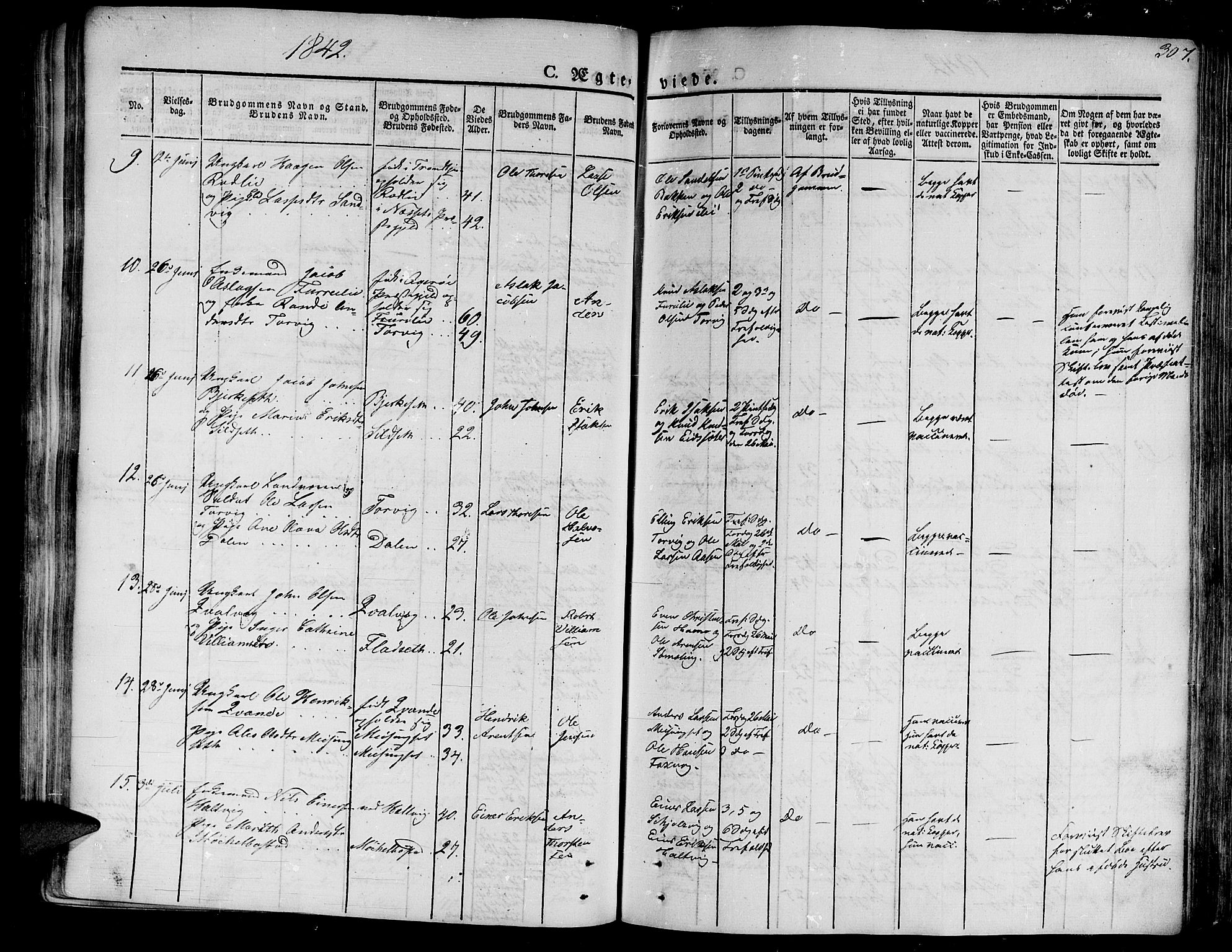 Ministerialprotokoller, klokkerbøker og fødselsregistre - Møre og Romsdal, SAT/A-1454/586/L0983: Parish register (official) no. 586A09, 1829-1843, p. 307
