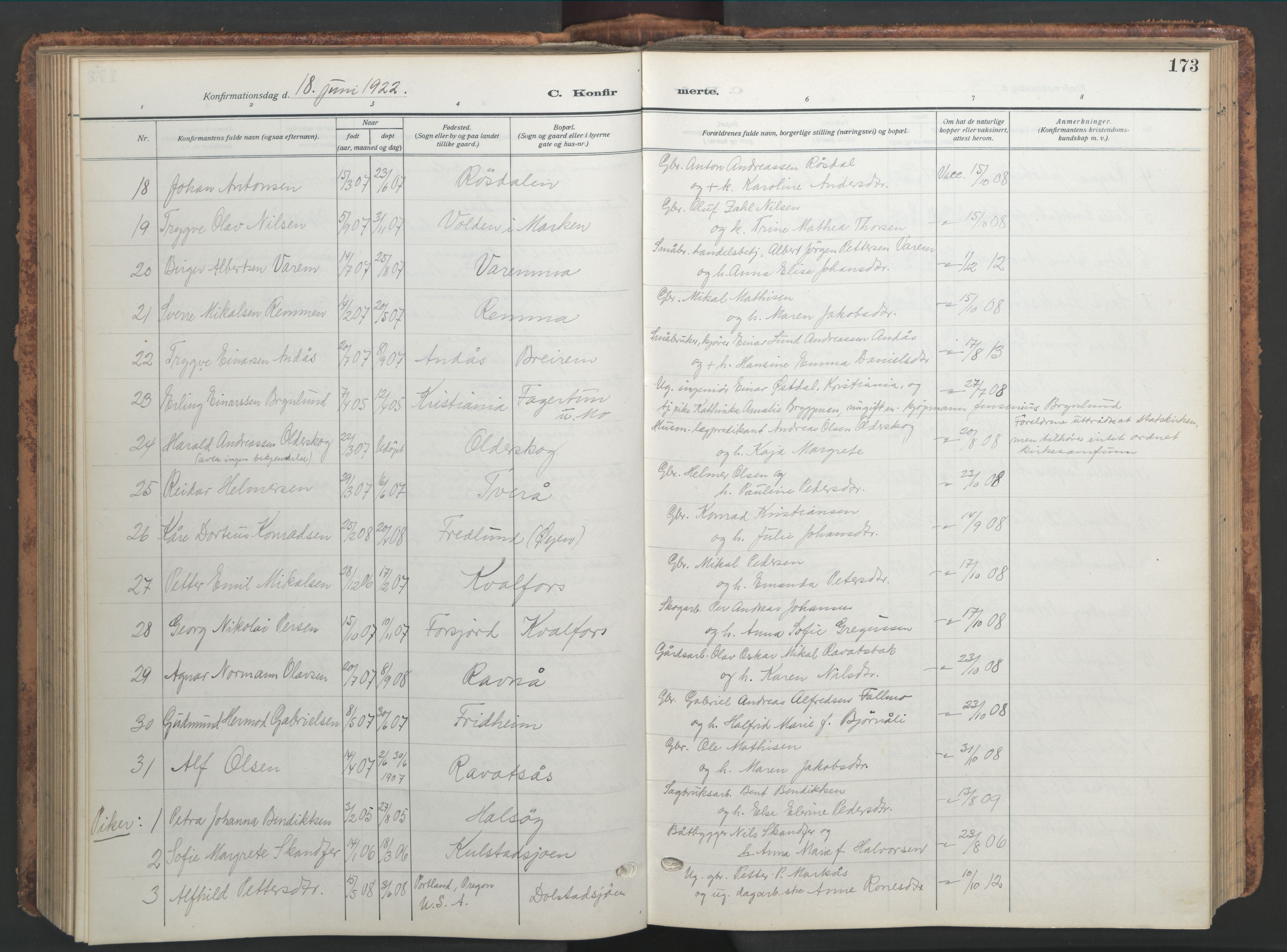 Ministerialprotokoller, klokkerbøker og fødselsregistre - Nordland, AV/SAT-A-1459/820/L0302: Parish register (copy) no. 820C04, 1917-1948, p. 173