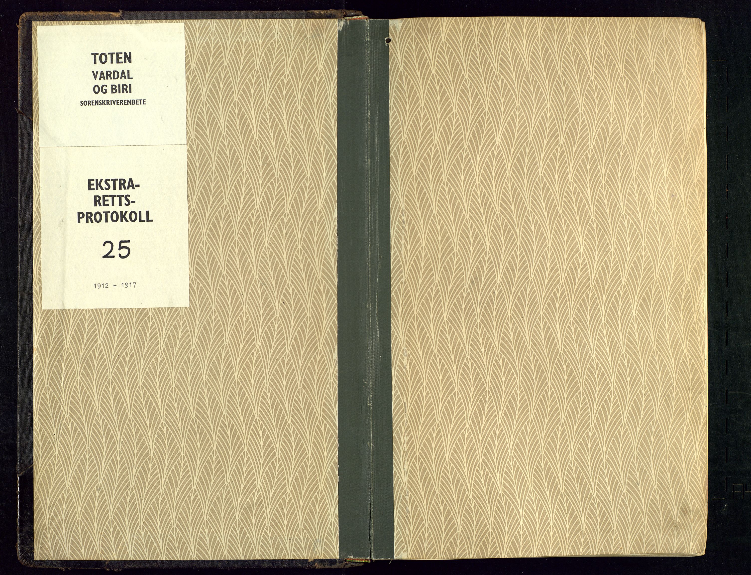 Toten tingrett, SAH/TING-006/G/Gc/Gca/L0025: Ekstrarettsprotokoll, 1912-1917