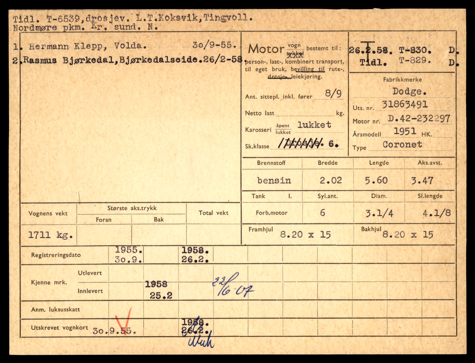 Møre og Romsdal vegkontor - Ålesund trafikkstasjon, AV/SAT-A-4099/F/Fe/L0008: Registreringskort for kjøretøy T 747 - T 894, 1927-1998, p. 2082