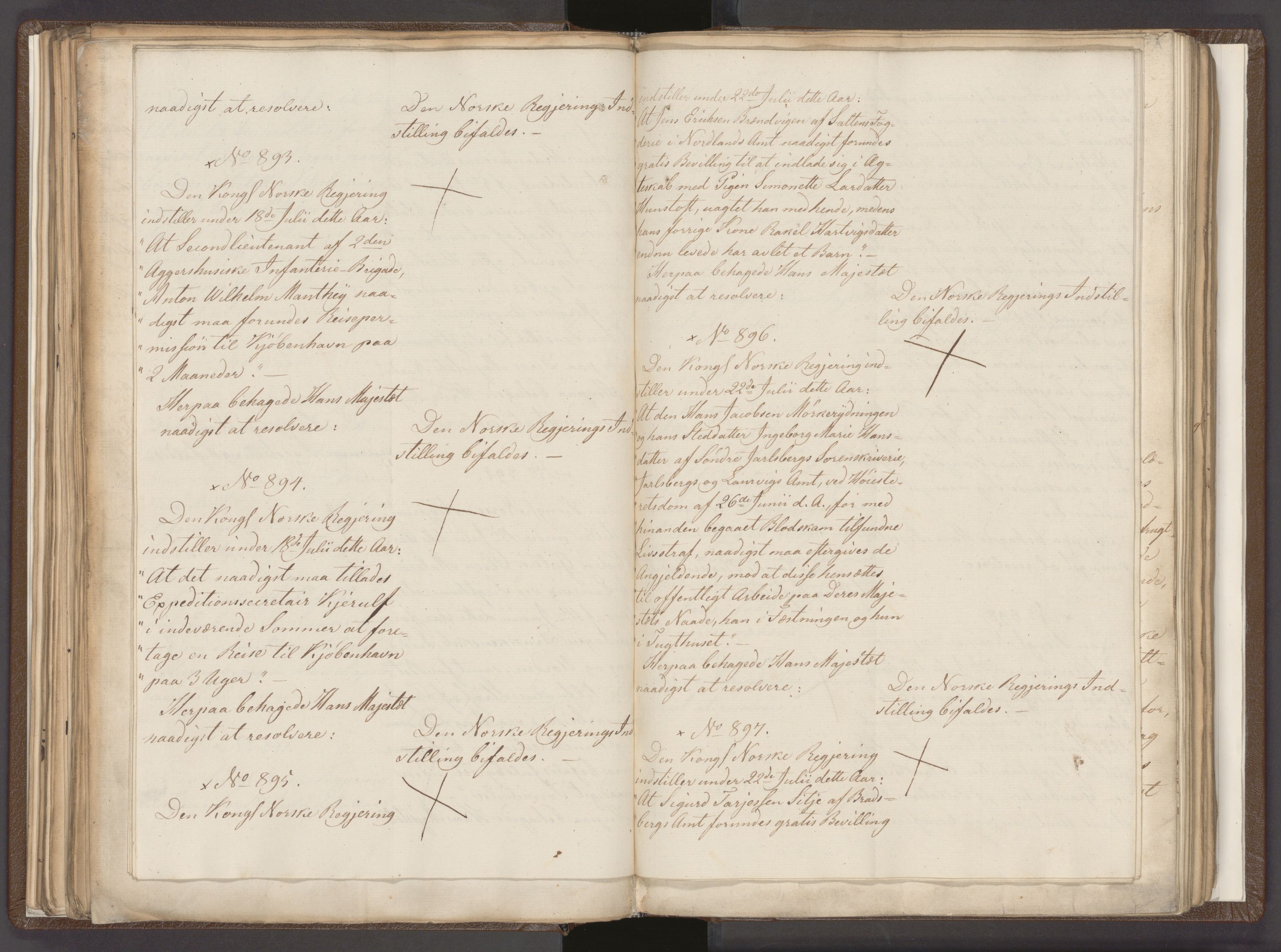 Statsrådssekretariatet, AV/RA-S-1001/A/Ab/L0027: Kgl. res. nr. 705-1372, 2. halvår, 1828