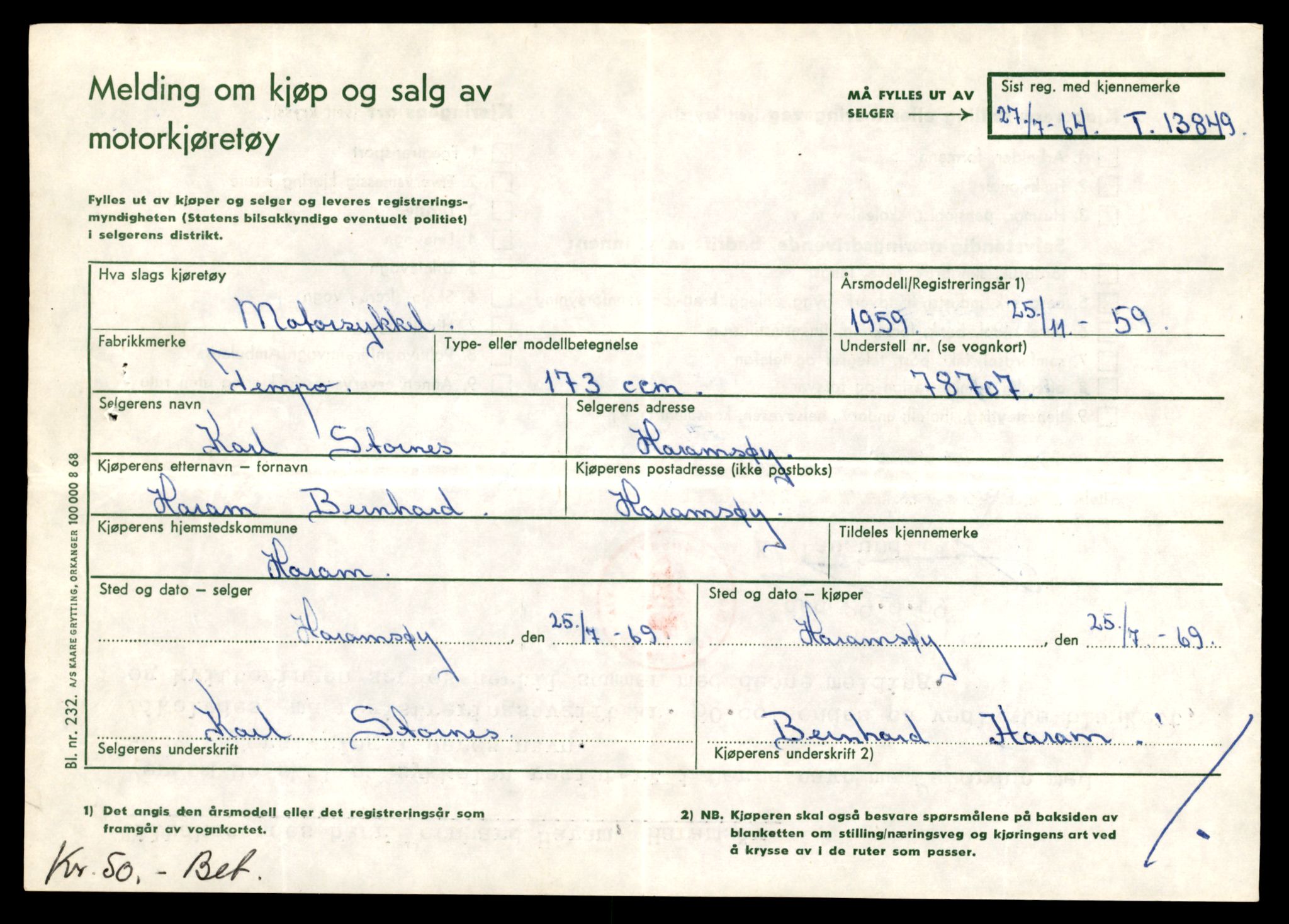 Møre og Romsdal vegkontor - Ålesund trafikkstasjon, AV/SAT-A-4099/F/Fe/L0041: Registreringskort for kjøretøy T 13710 - T 13905, 1927-1998, p. 2523