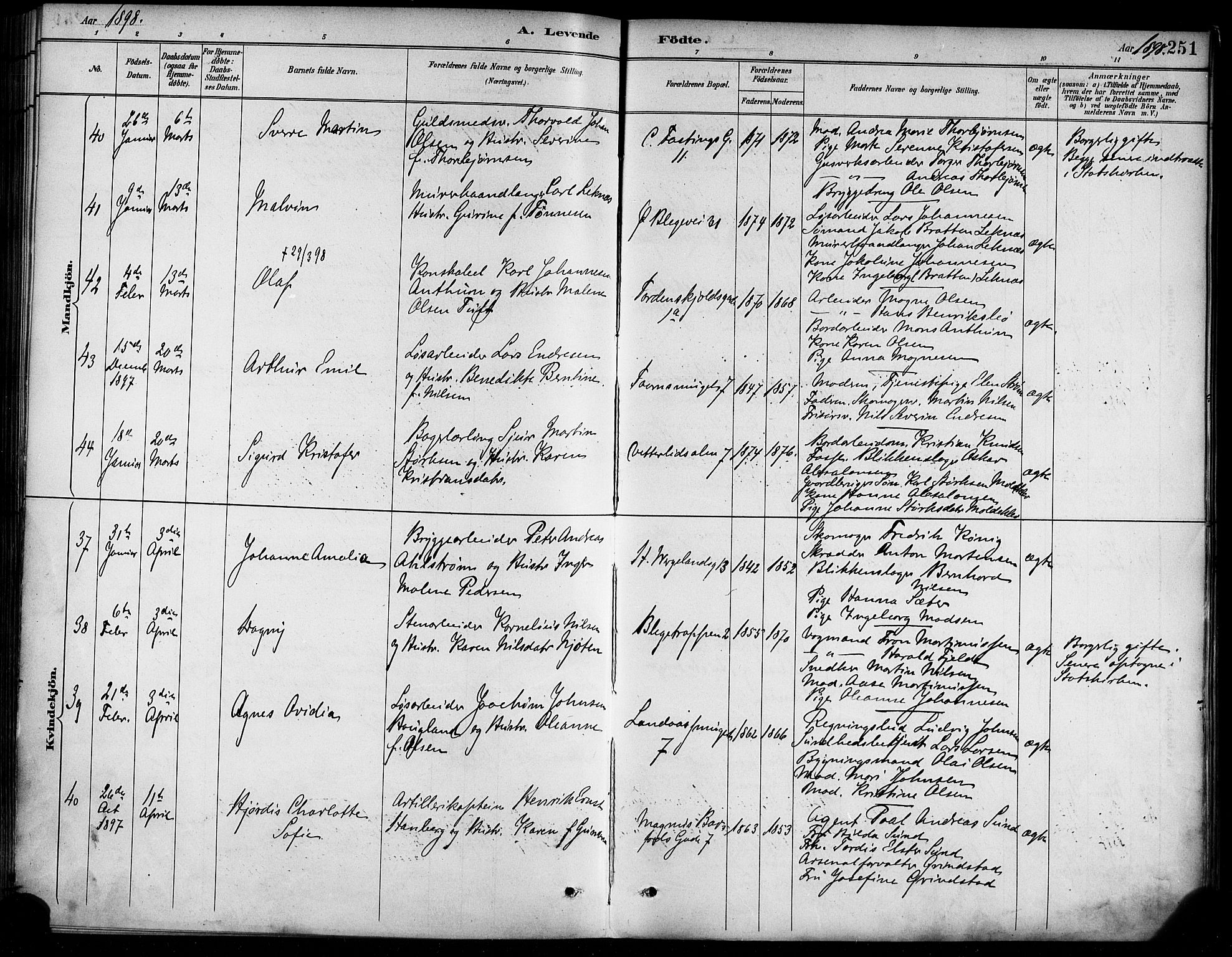 Korskirken sokneprestembete, AV/SAB-A-76101/H/Haa/L0022: Parish register (official) no. B 8, 1889-1899, p. 251