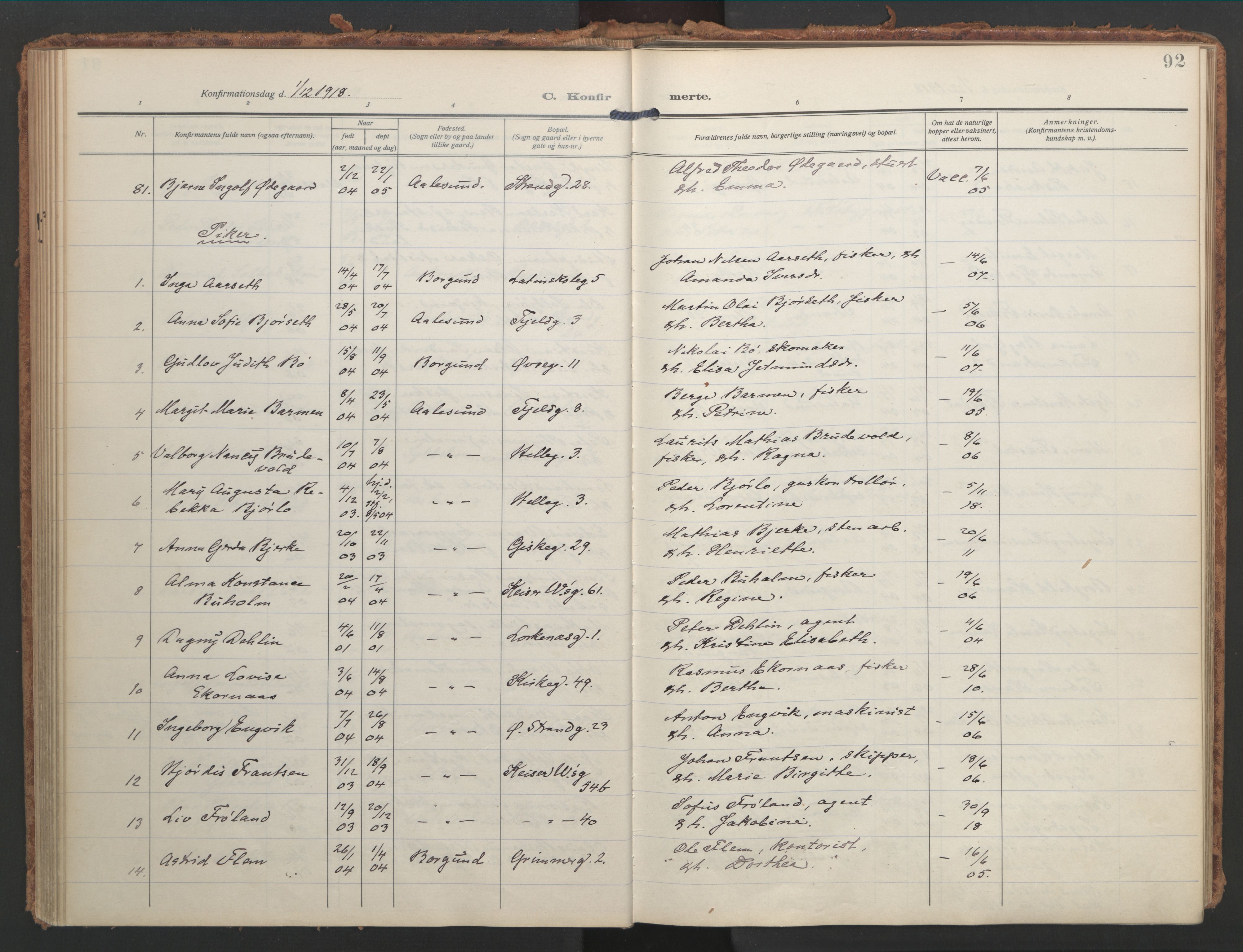 Ministerialprotokoller, klokkerbøker og fødselsregistre - Møre og Romsdal, AV/SAT-A-1454/529/L0461: Parish register (official) no. 529A11, 1914-1925, p. 92