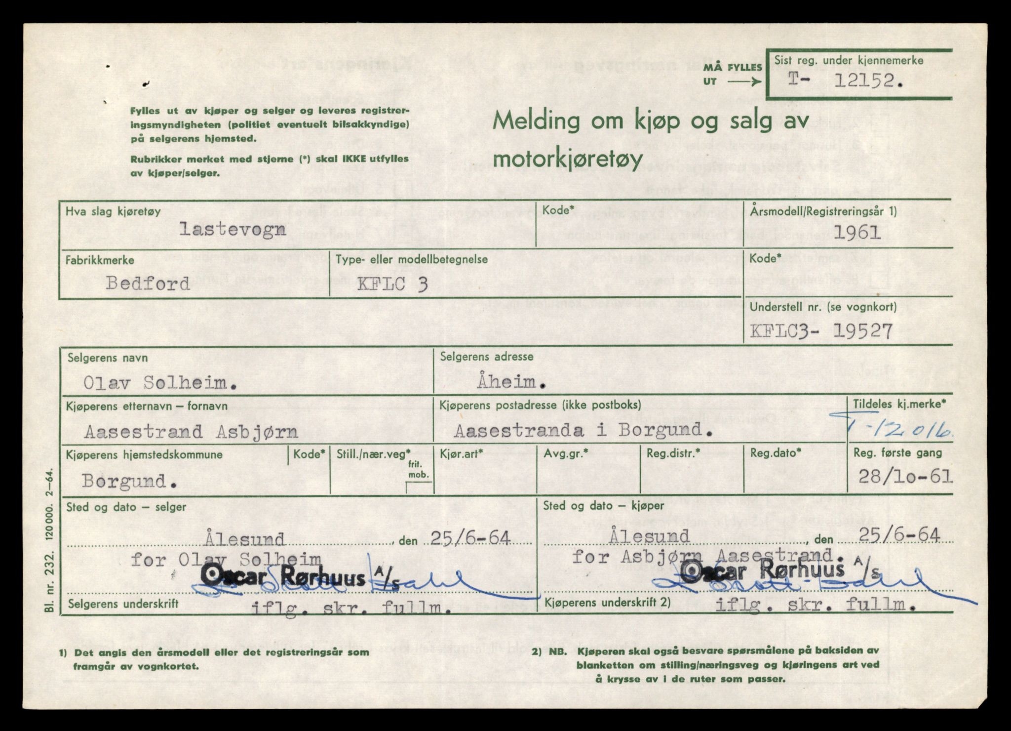 Møre og Romsdal vegkontor - Ålesund trafikkstasjon, AV/SAT-A-4099/F/Fe/L0035: Registreringskort for kjøretøy T 12653 - T 12829, 1927-1998, p. 3062