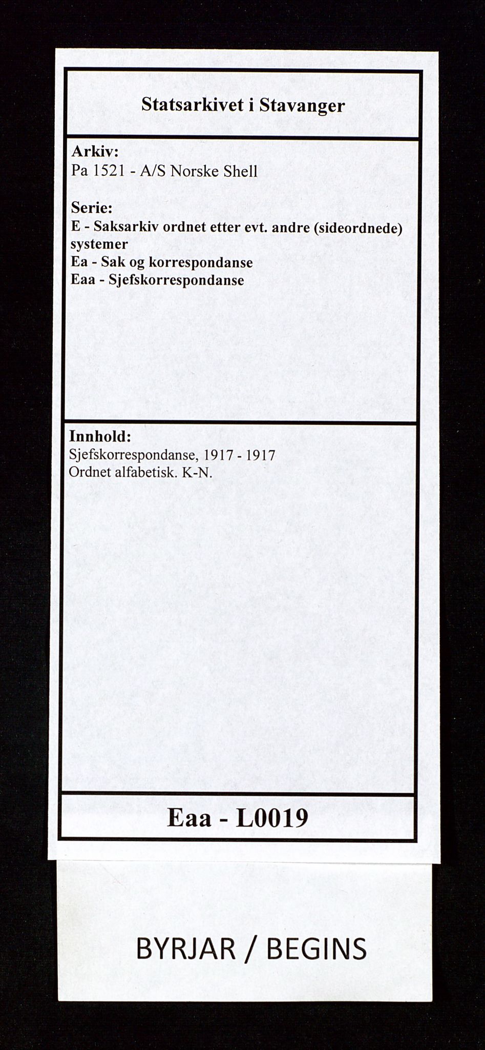 Pa 1521 - A/S Norske Shell, AV/SAST-A-101915/E/Ea/Eaa/L0019: Sjefskorrespondanse, 1917, p. 1