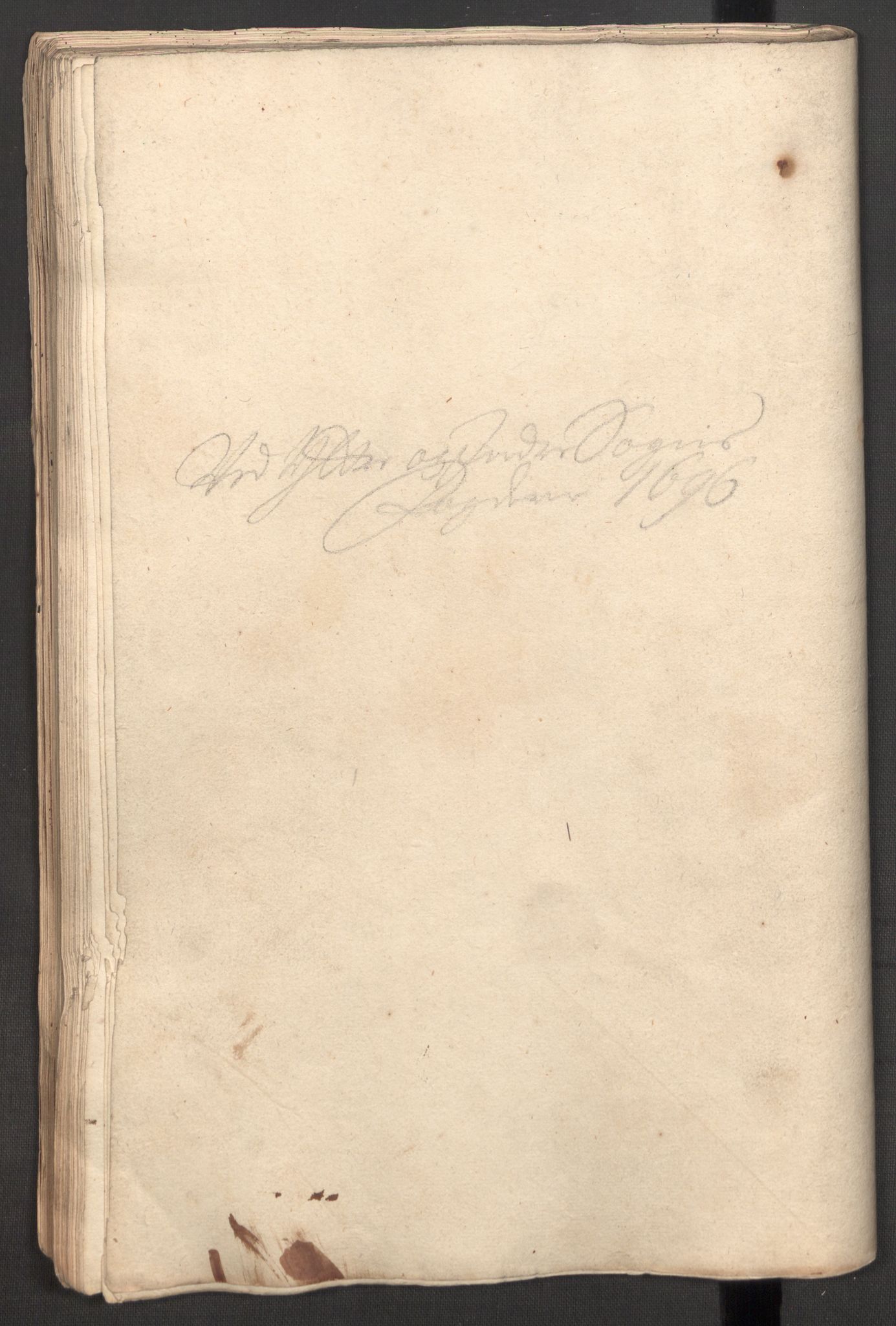 Rentekammeret inntil 1814, Reviderte regnskaper, Fogderegnskap, RA/EA-4092/R52/L3309: Fogderegnskap Sogn, 1696-1697, p. 96
