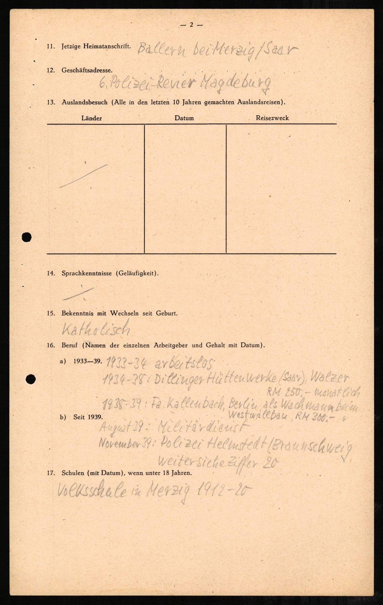 Forsvaret, Forsvarets overkommando II, AV/RA-RAFA-3915/D/Db/L0002: CI Questionaires. Tyske okkupasjonsstyrker i Norge. Tyskere., 1945-1946, p. 17