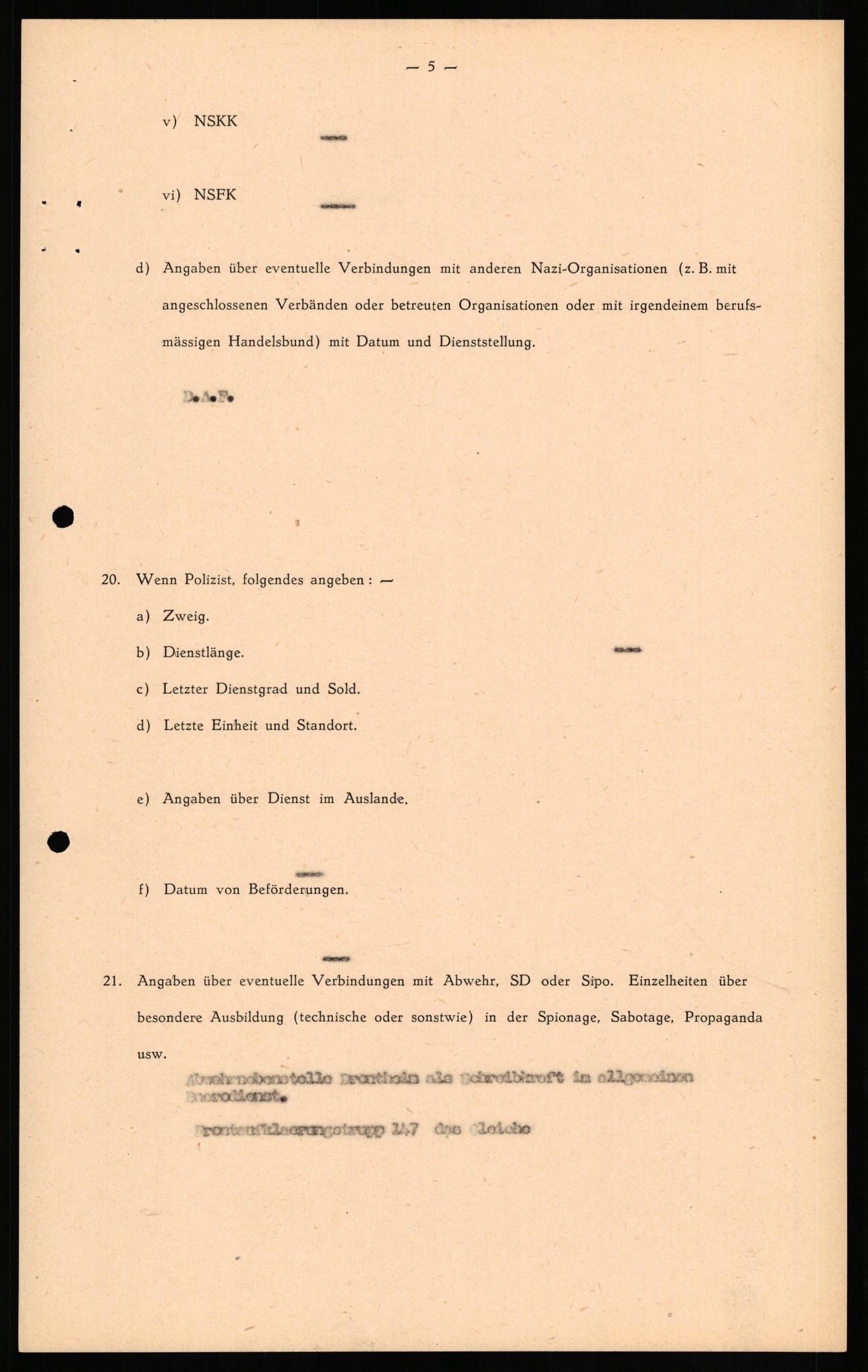 Forsvaret, Forsvarets overkommando II, RA/RAFA-3915/D/Db/L0020: CI Questionaires. Tyske okkupasjonsstyrker i Norge. Tyskere., 1945-1946, p. 128