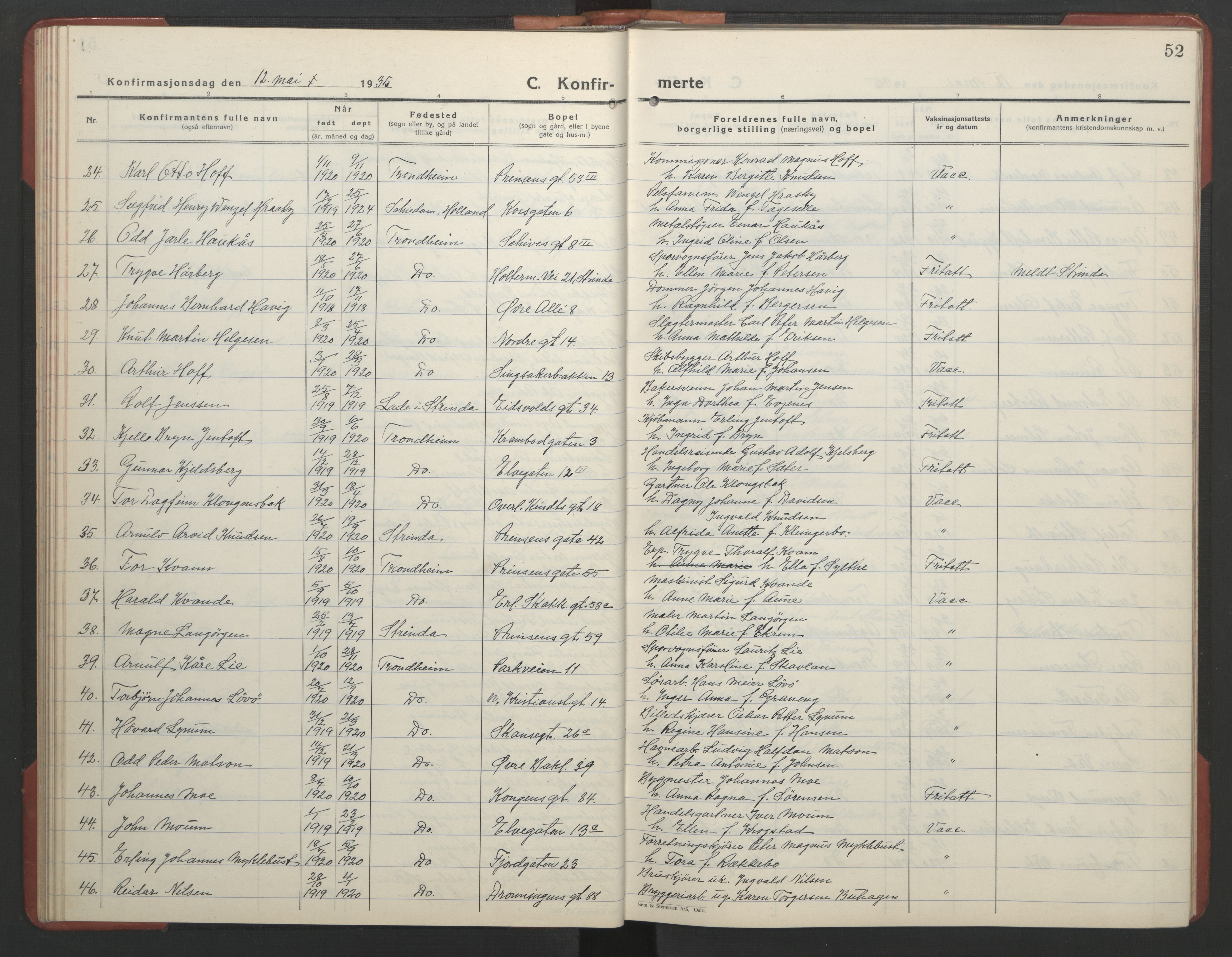 Ministerialprotokoller, klokkerbøker og fødselsregistre - Sør-Trøndelag, SAT/A-1456/602/L0151: Parish register (copy) no. 602C19, 1925-1951, p. 52