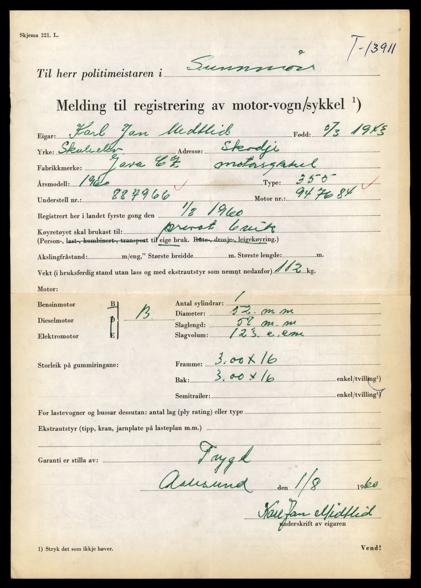 Møre og Romsdal vegkontor - Ålesund trafikkstasjon, AV/SAT-A-4099/F/Fe/L0042: Registreringskort for kjøretøy T 13906 - T 14079, 1927-1998, p. 79
