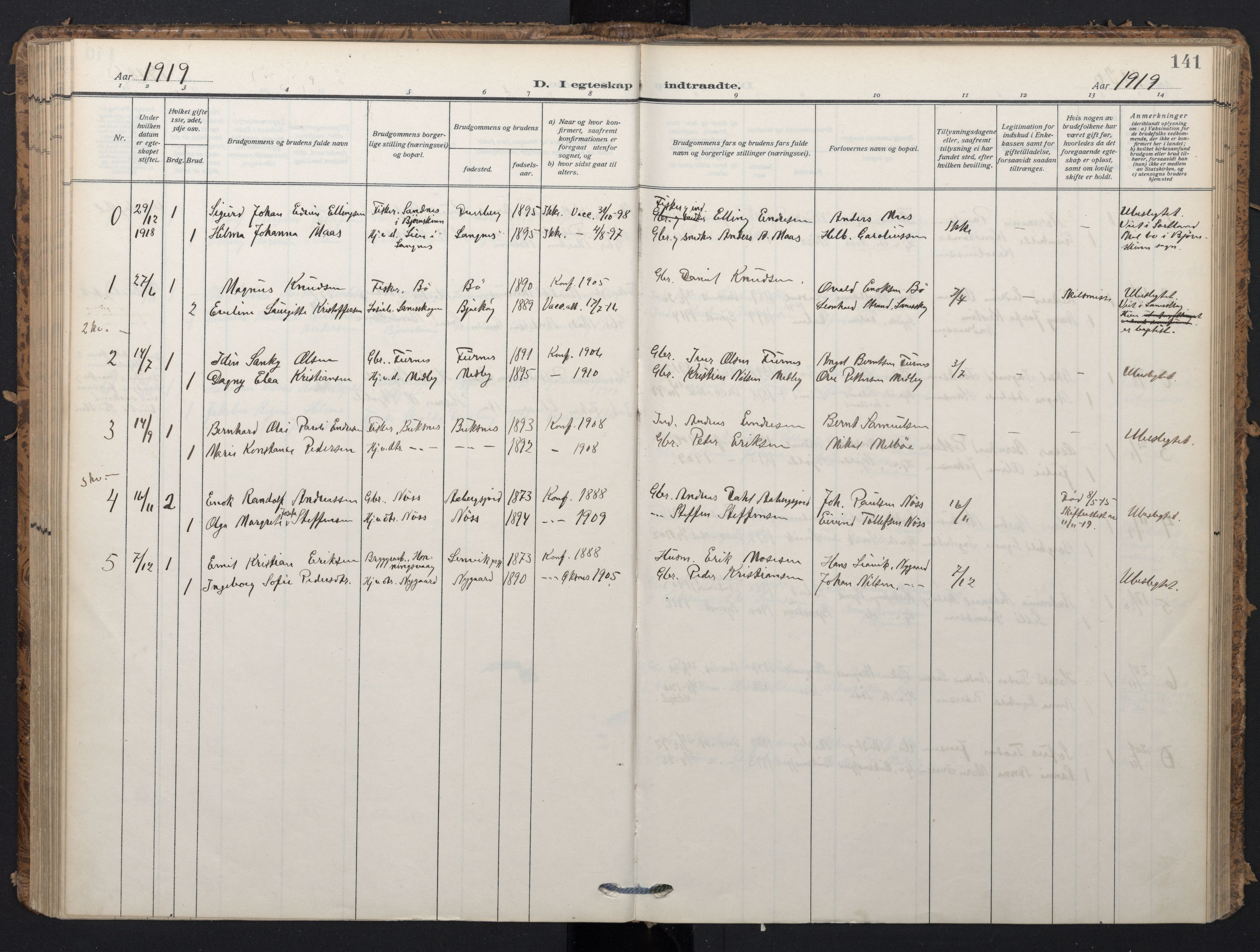 Ministerialprotokoller, klokkerbøker og fødselsregistre - Nordland, SAT/A-1459/898/L1423: Parish register (official) no. 898A03, 1909-1928, p. 141