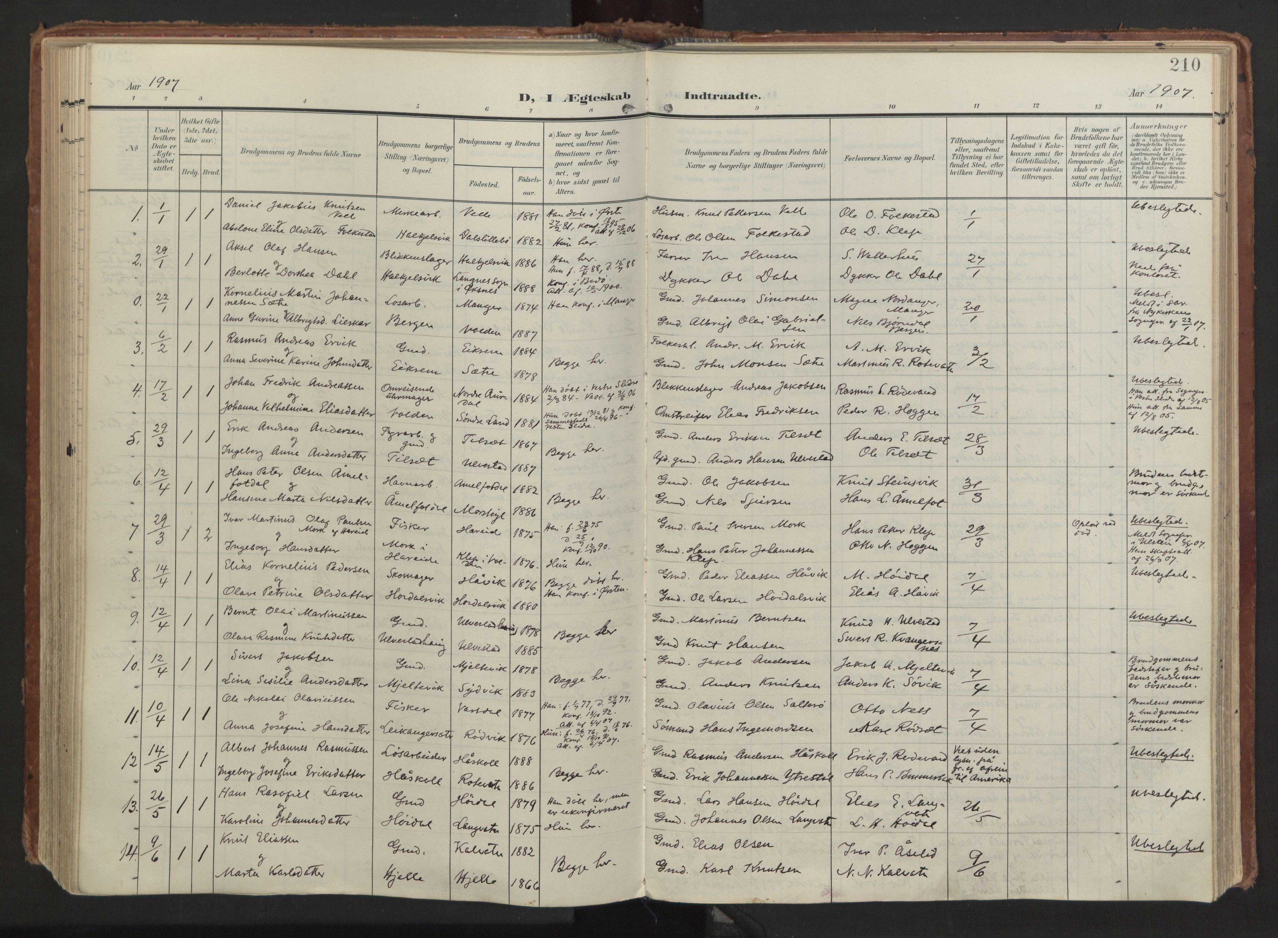 Ministerialprotokoller, klokkerbøker og fødselsregistre - Møre og Romsdal, AV/SAT-A-1454/511/L0144: Parish register (official) no. 511A11, 1906-1923, p. 210