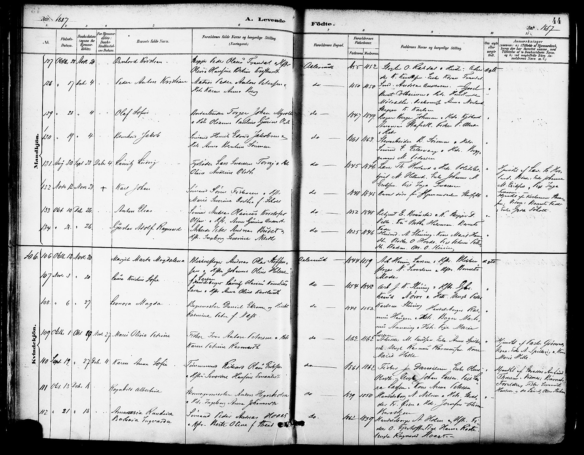 Ministerialprotokoller, klokkerbøker og fødselsregistre - Møre og Romsdal, AV/SAT-A-1454/529/L0455: Parish register (official) no. 529A05, 1885-1893, p. 44