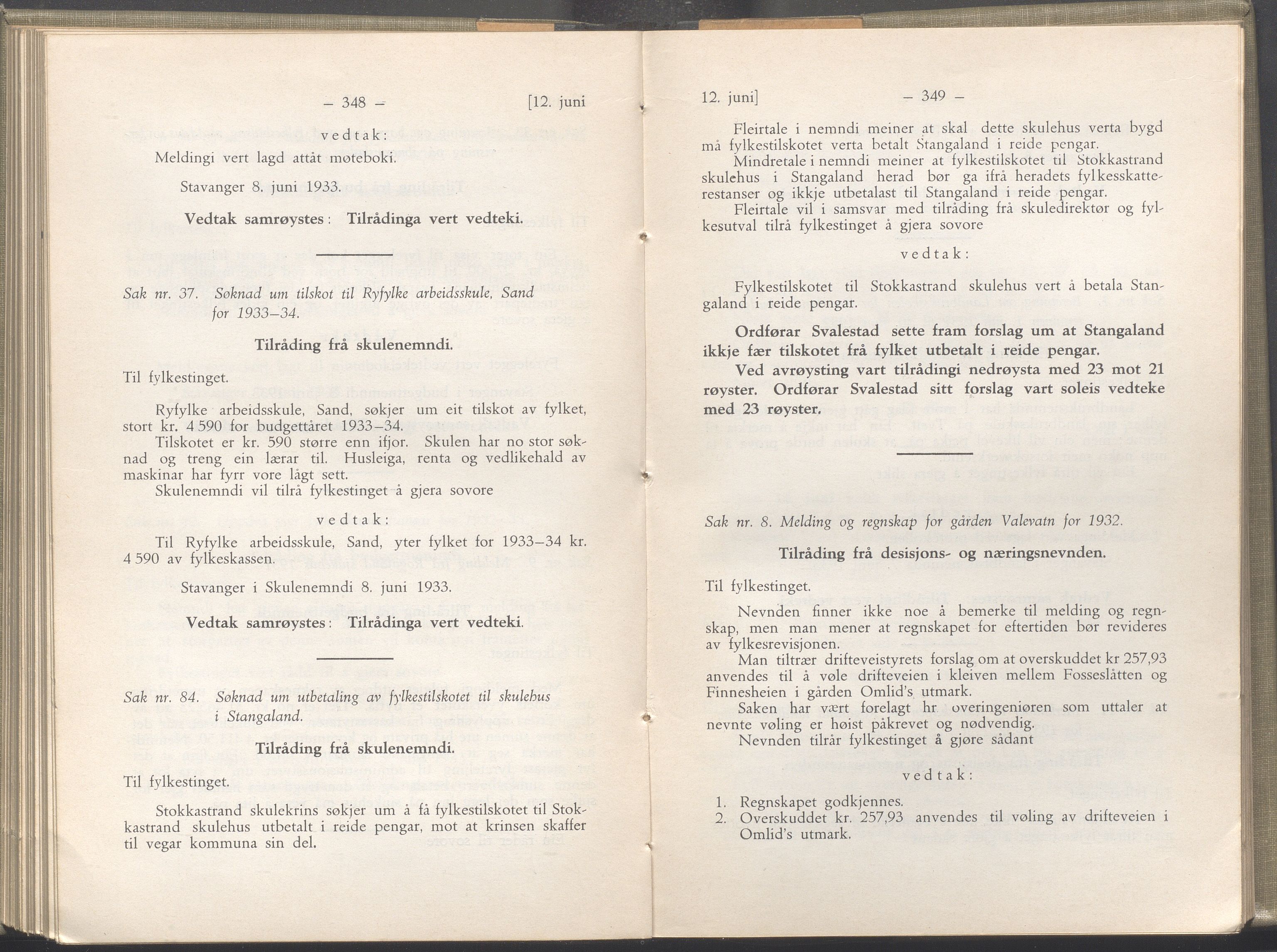 Rogaland fylkeskommune - Fylkesrådmannen , IKAR/A-900/A/Aa/Aaa/L0052: Møtebok , 1933, p. 348-349