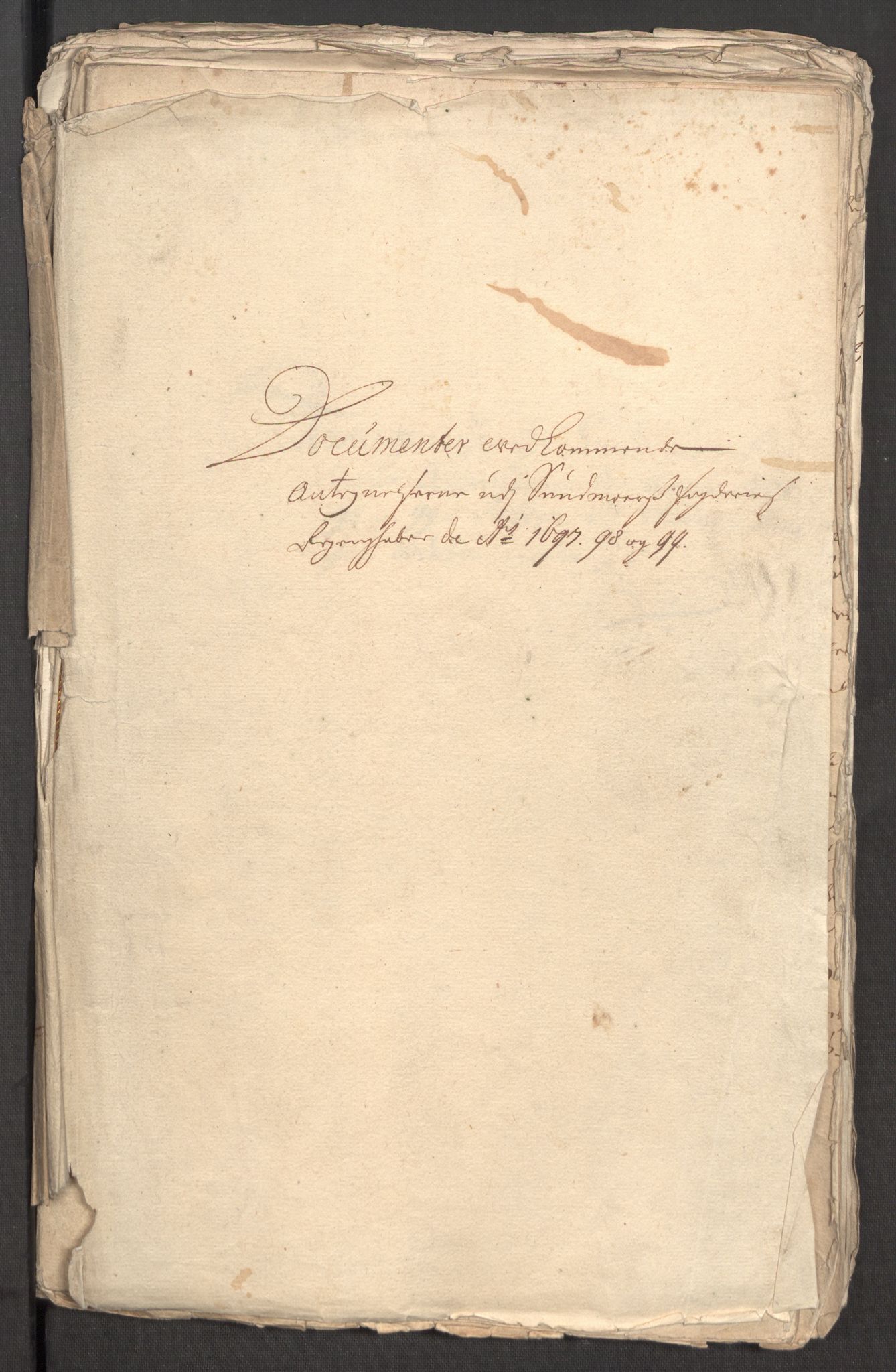Rentekammeret inntil 1814, Reviderte regnskaper, Fogderegnskap, RA/EA-4092/R54/L3557: Fogderegnskap Sunnmøre, 1699, p. 294