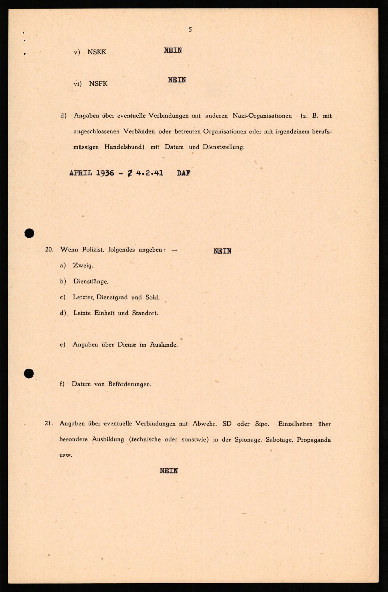 Forsvaret, Forsvarets overkommando II, AV/RA-RAFA-3915/D/Db/L0036: CI Questionaires. Tyske okkupasjonsstyrker i Norge. Tyskere., 1945-1946, p. 526