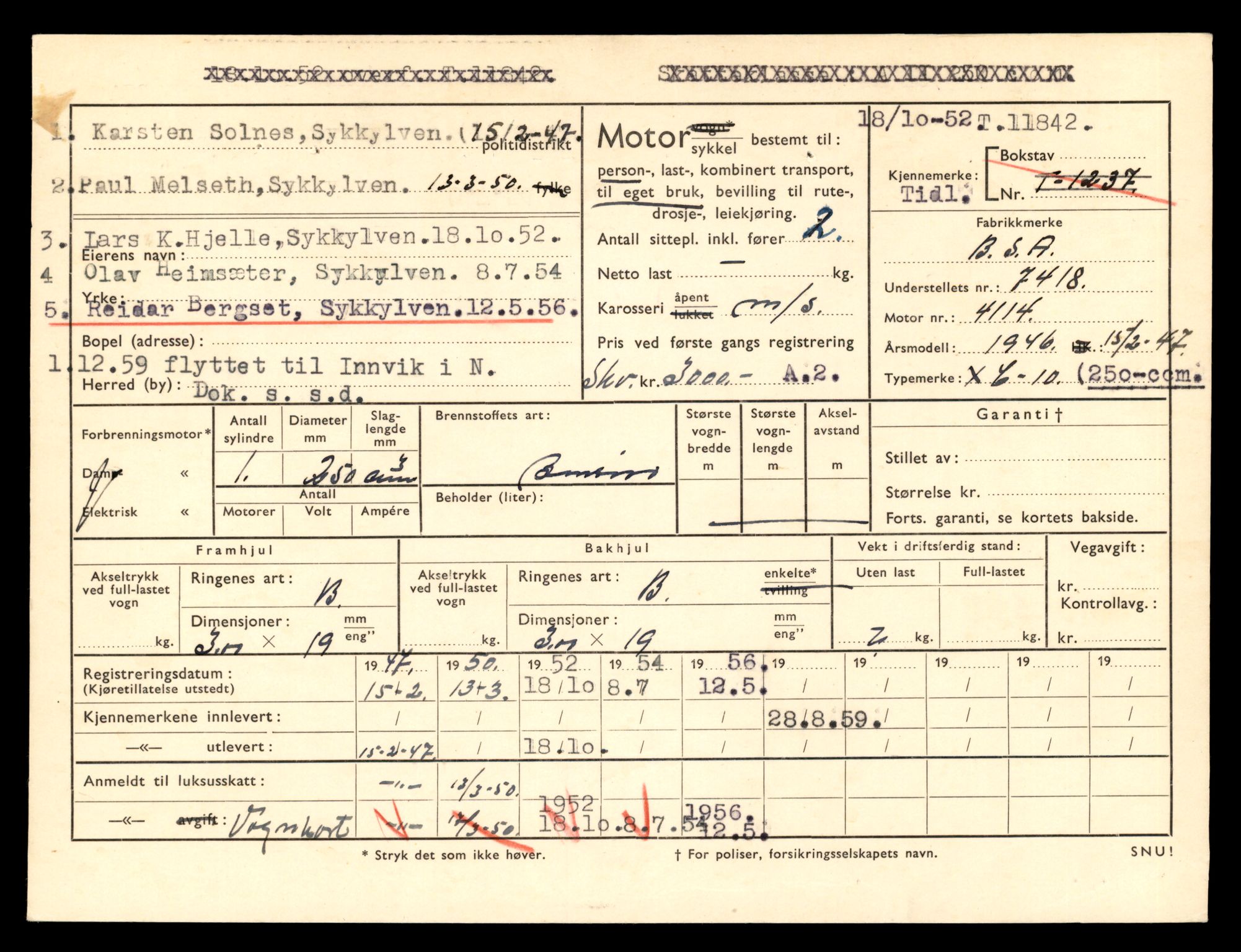 Møre og Romsdal vegkontor - Ålesund trafikkstasjon, AV/SAT-A-4099/F/Fe/L0031: Registreringskort for kjøretøy T 11800 - T 11996, 1927-1998, p. 779