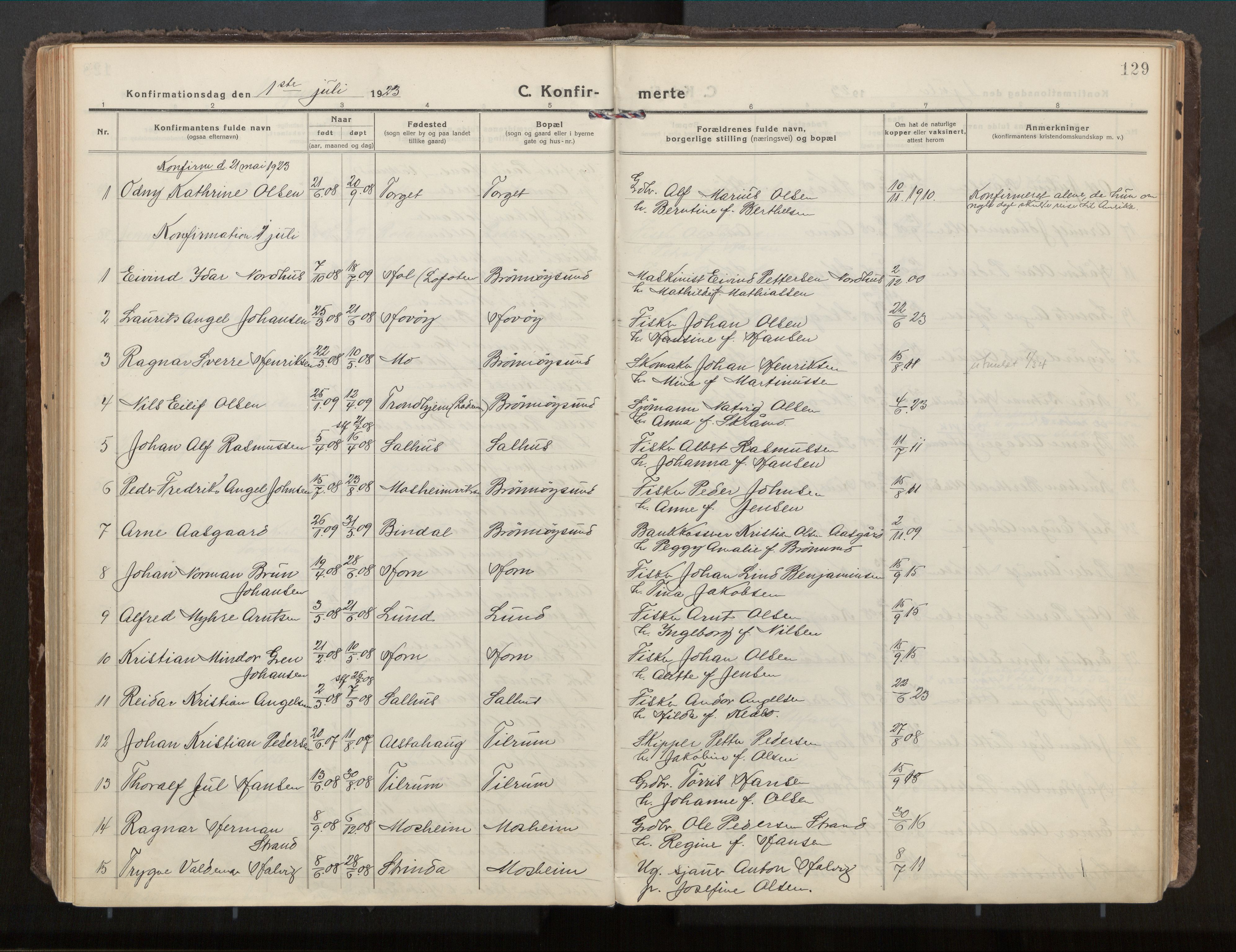 Ministerialprotokoller, klokkerbøker og fødselsregistre - Nordland, SAT/A-1459/813/L0207a: Parish register (official) no. 813A18, 1919-1927, p. 129