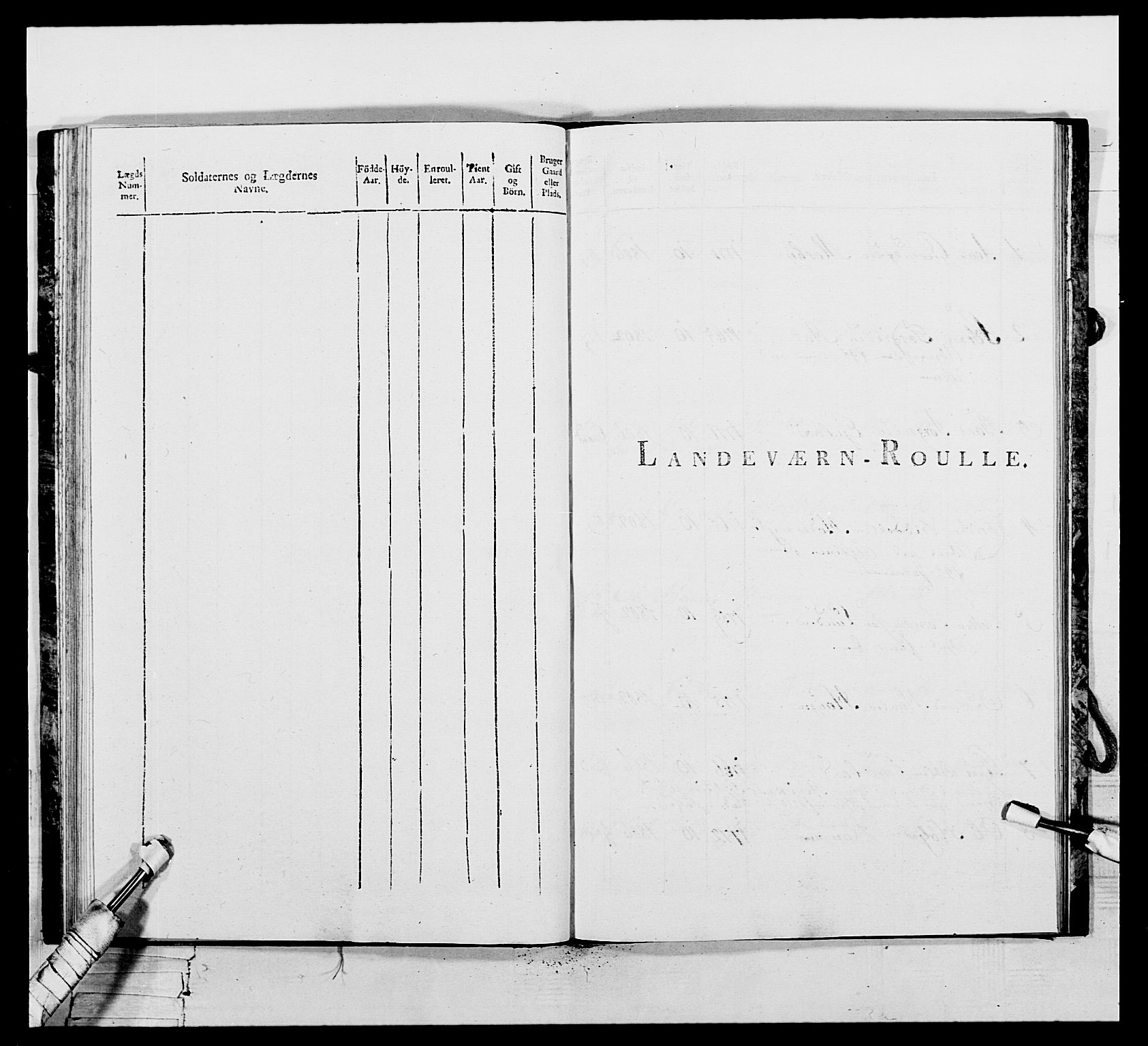 Generalitets- og kommissariatskollegiet, Det kongelige norske kommissariatskollegium, RA/EA-5420/E/Eh/L0111: Vesterlenske nasjonale infanteriregiment, 1810, p. 330