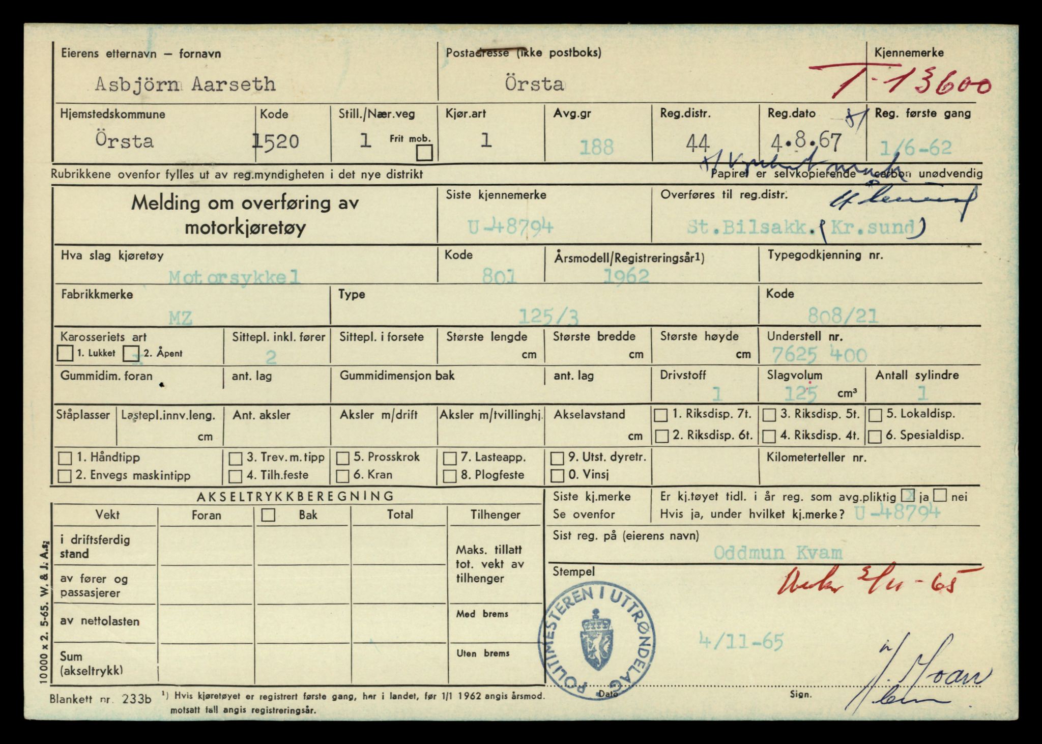 Møre og Romsdal vegkontor - Ålesund trafikkstasjon, AV/SAT-A-4099/F/Fe/L0040: Registreringskort for kjøretøy T 13531 - T 13709, 1927-1998, p. 1240