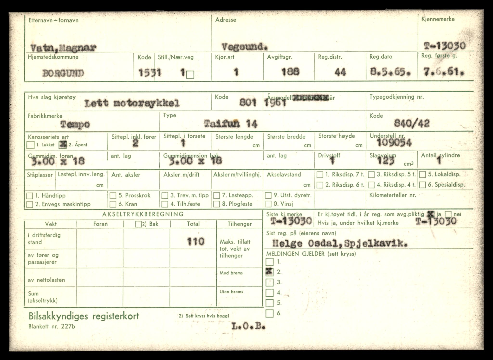 Møre og Romsdal vegkontor - Ålesund trafikkstasjon, AV/SAT-A-4099/F/Fe/L0036: Registreringskort for kjøretøy T 12831 - T 13030, 1927-1998, p. 3195