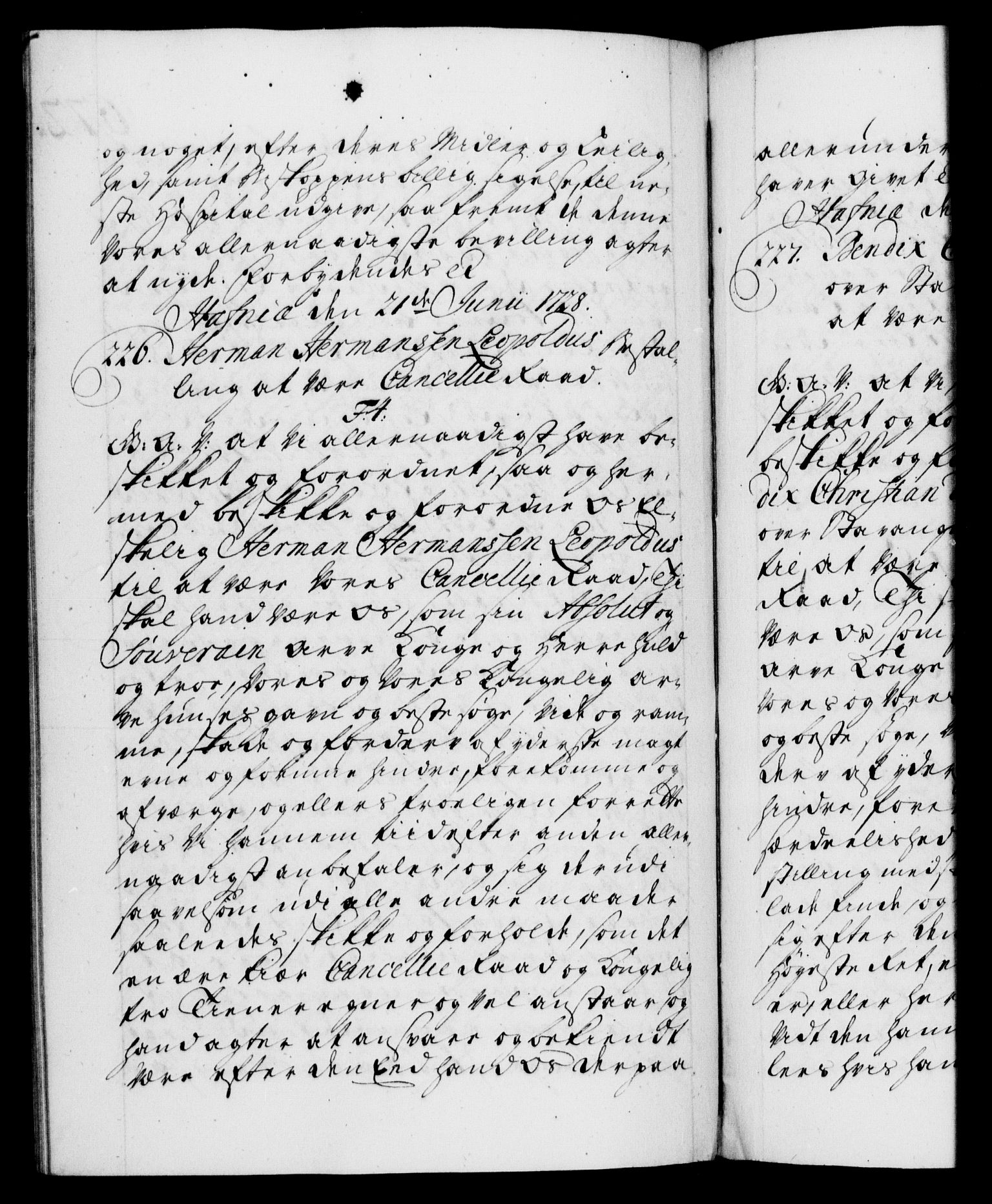 Danske Kanselli 1572-1799, RA/EA-3023/F/Fc/Fca/Fcaa/L0025: Norske registre, 1726-1728, p. 672b