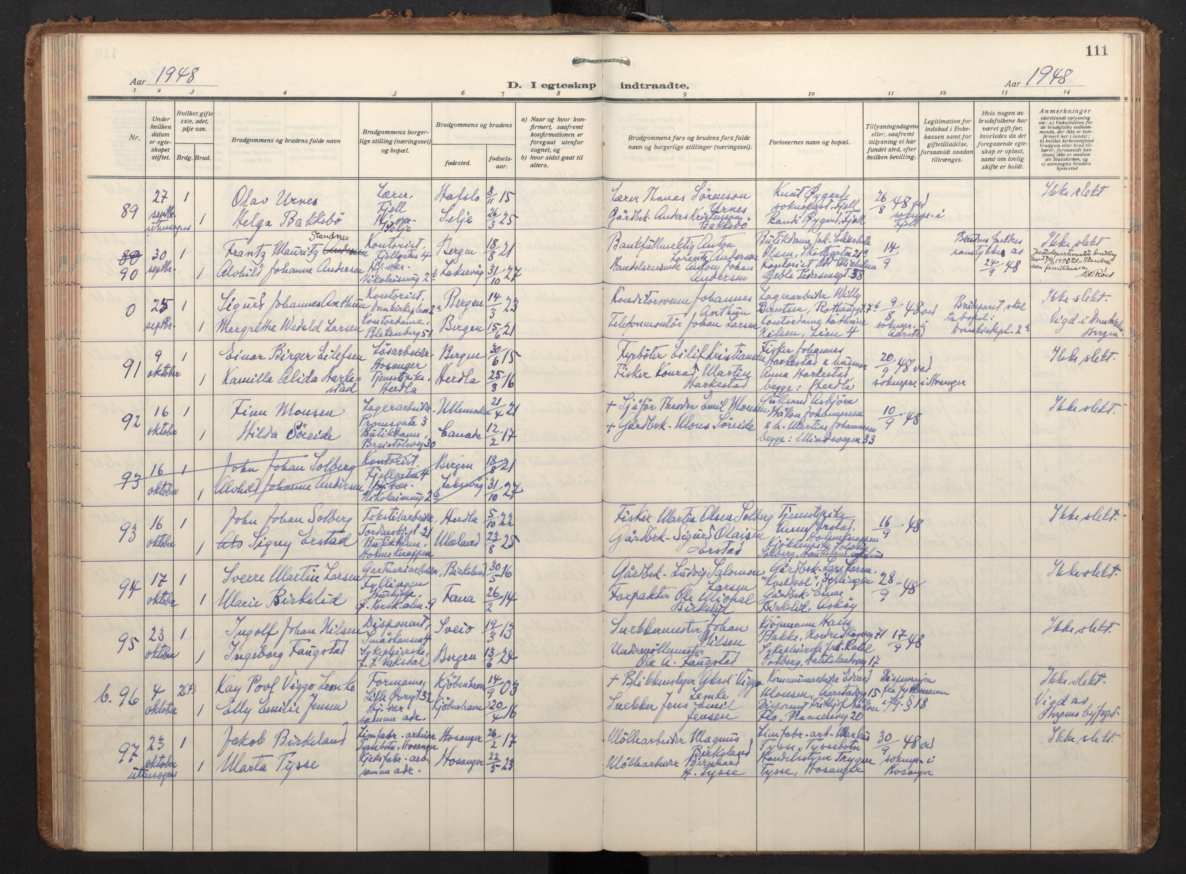 Korskirken sokneprestembete, AV/SAB-A-76101/H/Haa/L0040: Parish register (official) no. D 7, 1938-1952, p. 110b-111a