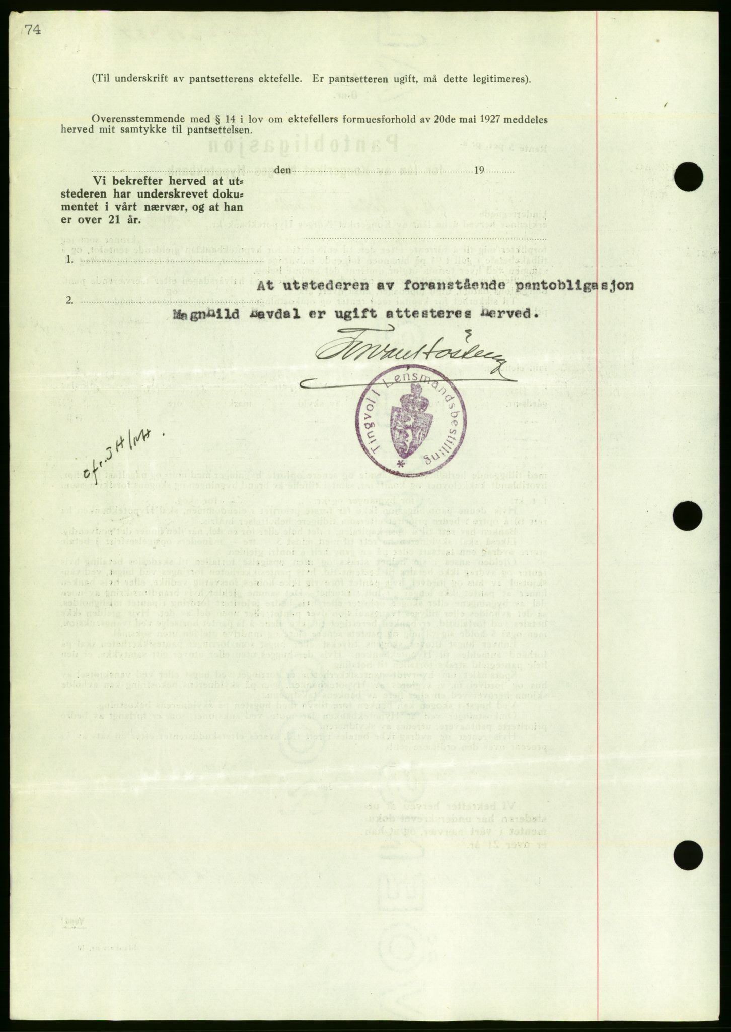 Nordmøre sorenskriveri, AV/SAT-A-4132/1/2/2Ca/L0091: Mortgage book no. B81, 1937-1937, Diary no: : 695/1937