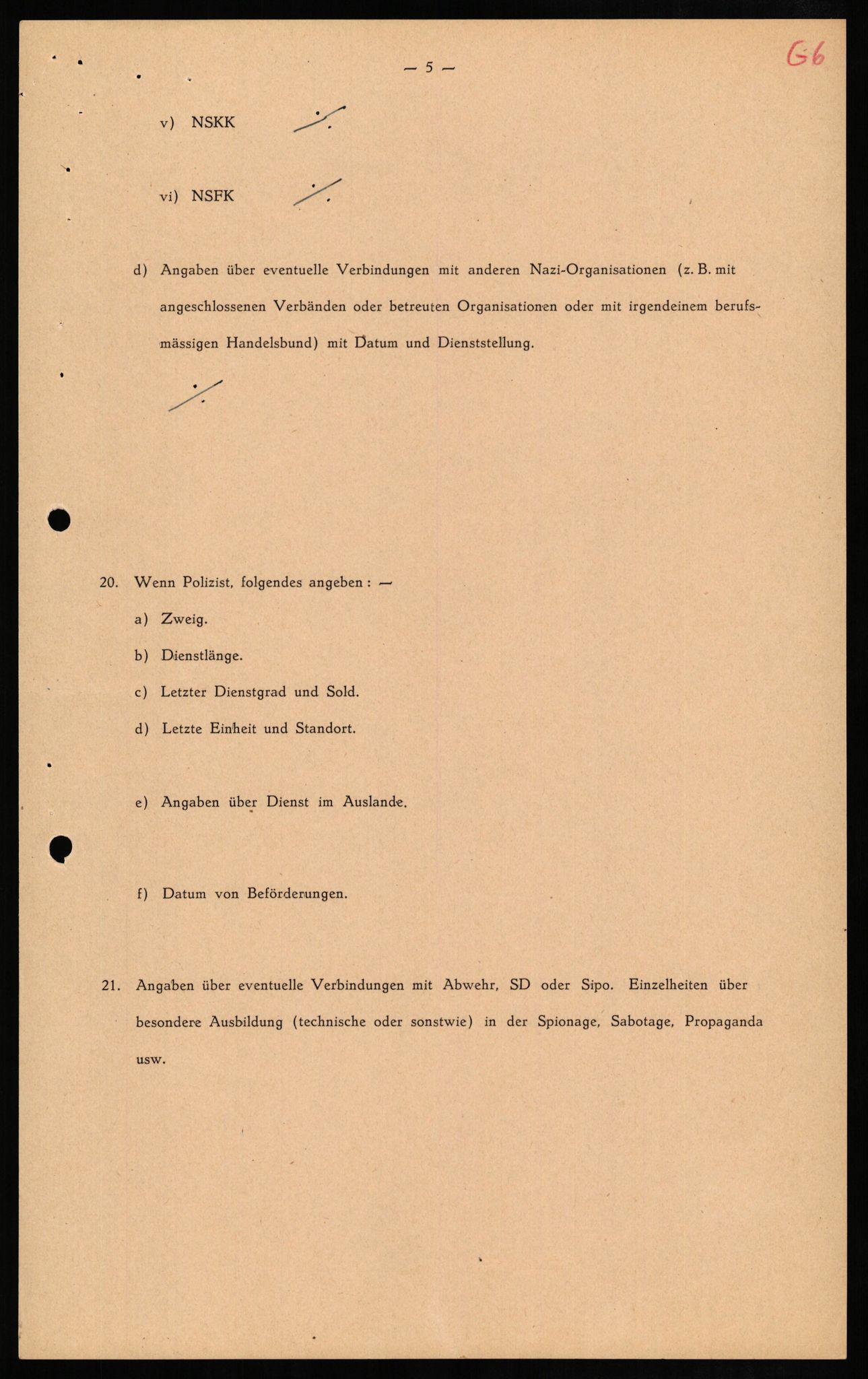 Forsvaret, Forsvarets overkommando II, RA/RAFA-3915/D/Db/L0011: CI Questionaires. Tyske okkupasjonsstyrker i Norge. Tyskere., 1945-1946, p. 19