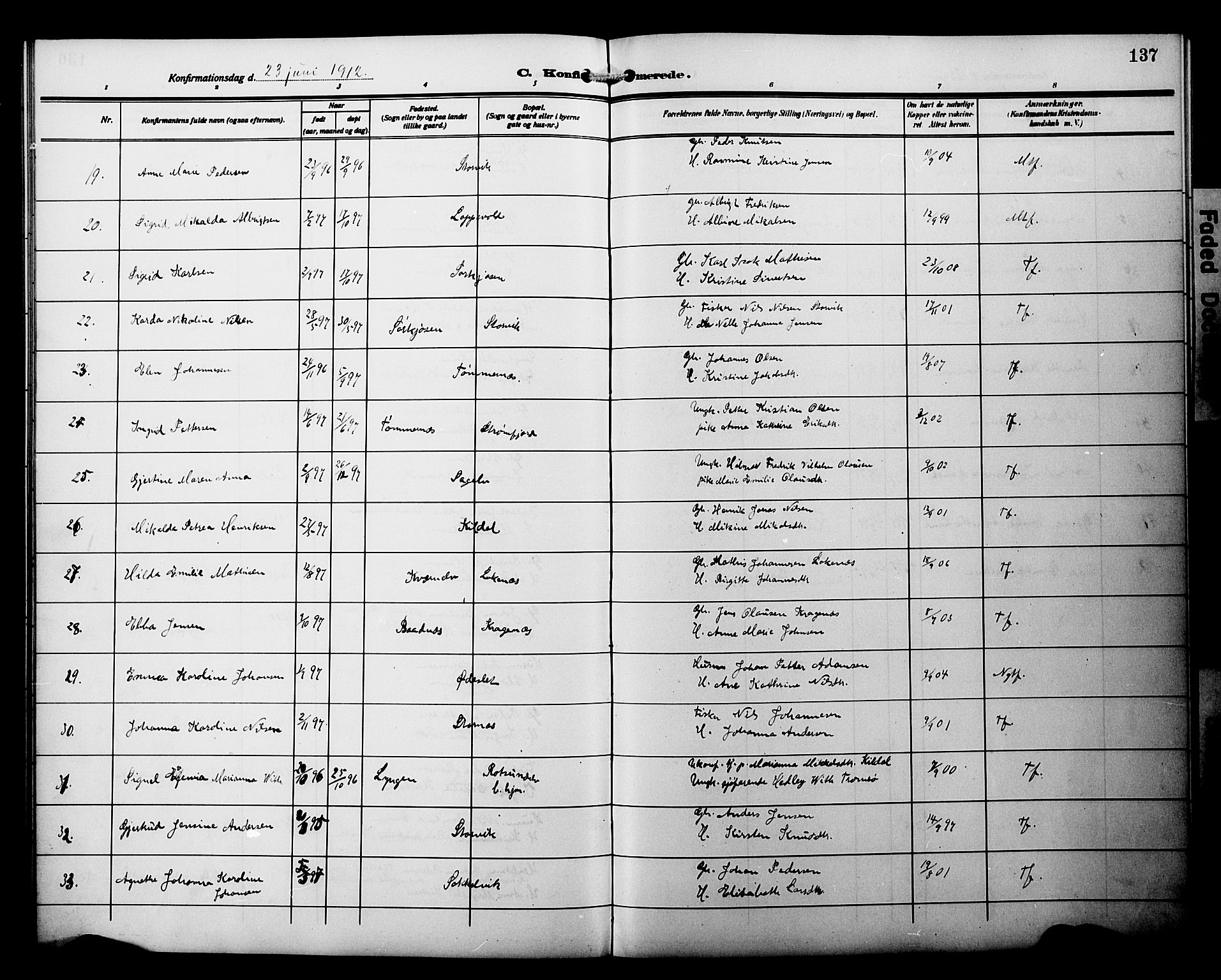 Skjervøy sokneprestkontor, AV/SATØ-S-1300/H/Ha/Hab/L0022klokker: Parish register (copy) no. 22, 1910-1926, p. 137