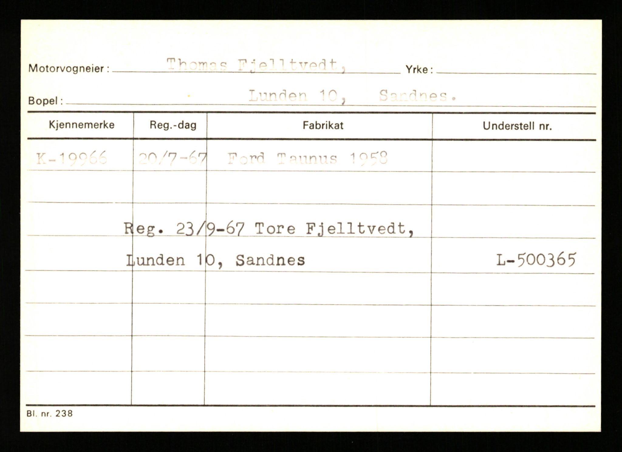 Stavanger trafikkstasjon, AV/SAST-A-101942/0/G/L0004: Registreringsnummer: 15497 - 22957, 1930-1971, p. 1974