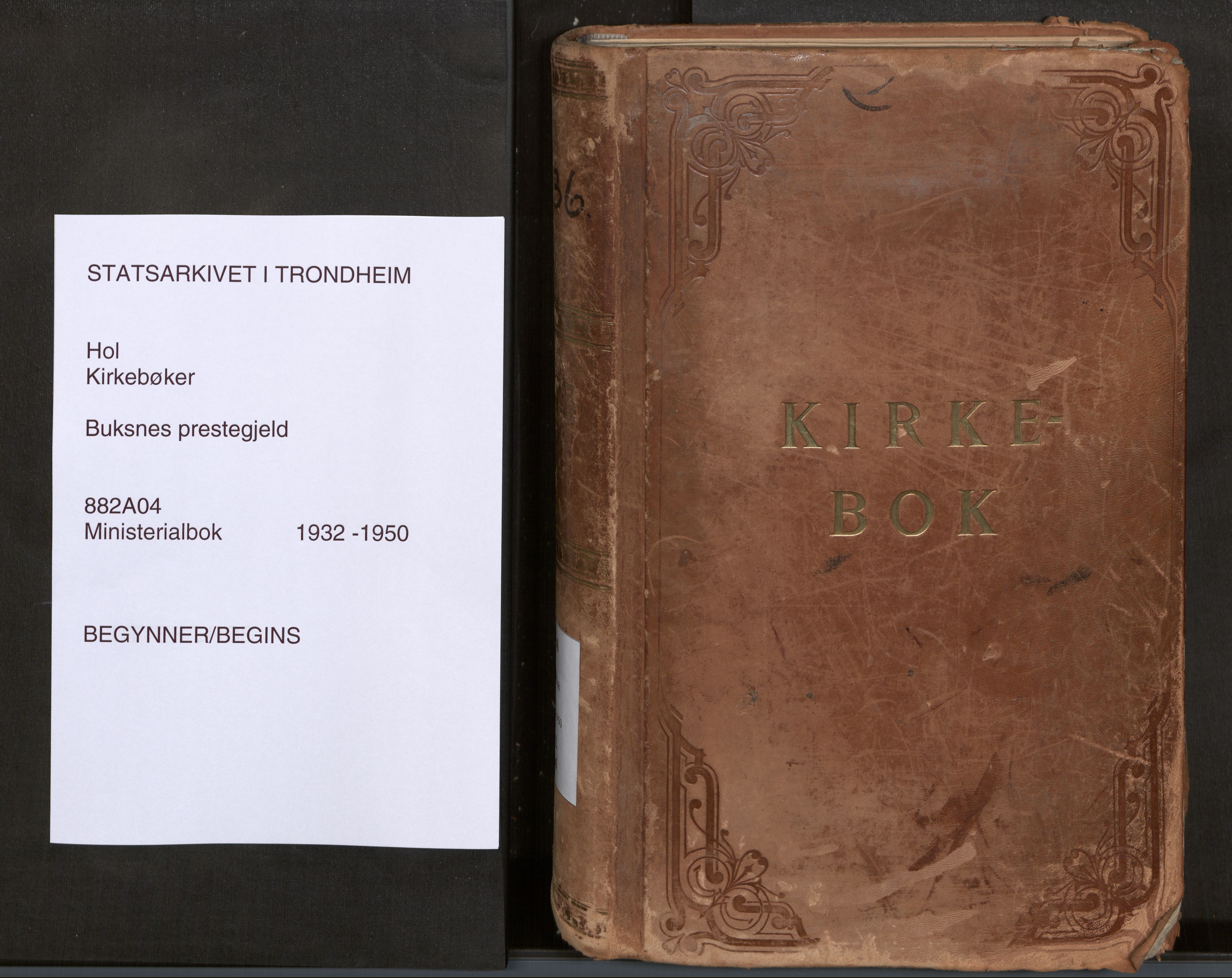 Ministerialprotokoller, klokkerbøker og fødselsregistre - Nordland, SAT/A-1459/882/L1182: Parish register (official) no. 882A04, 1932-1950