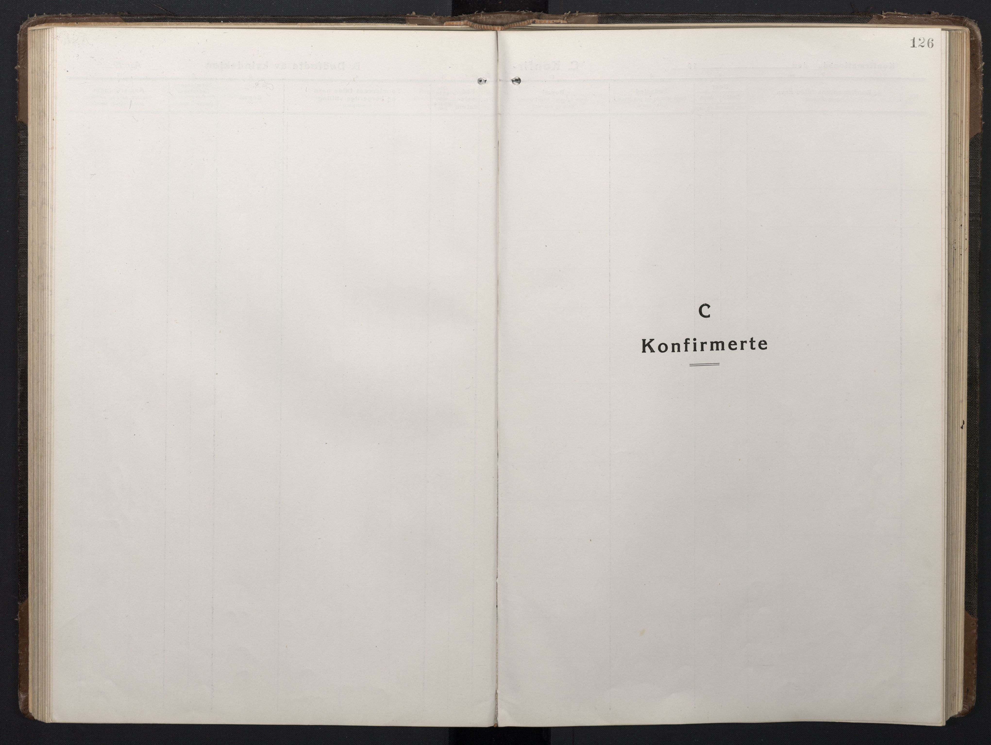 Ministerialprotokoller, klokkerbøker og fødselsregistre - Sør-Trøndelag, SAT/A-1456/662/L0758: Parish register (copy) no. 662C03, 1918-1948, p. 126
