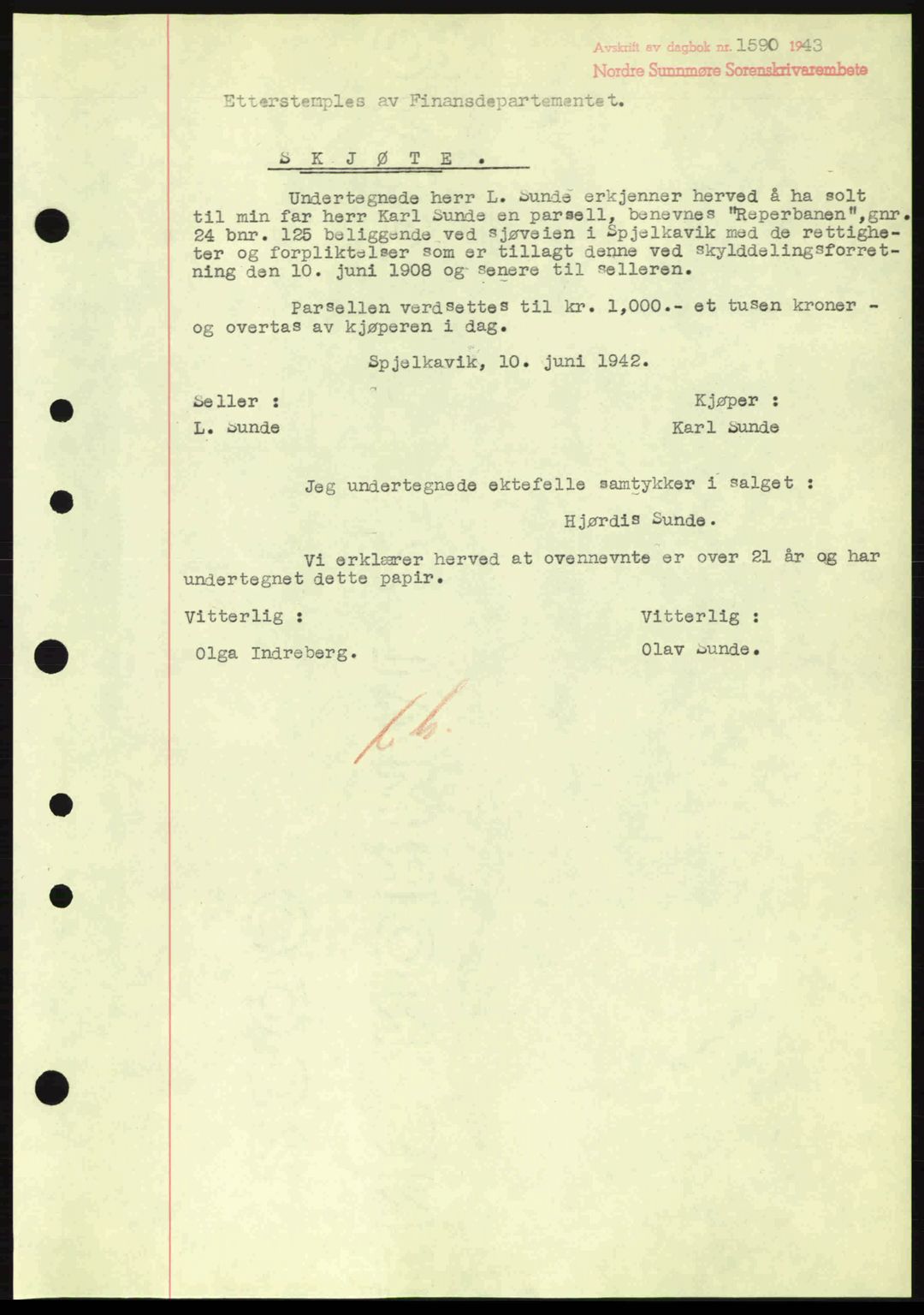 Nordre Sunnmøre sorenskriveri, AV/SAT-A-0006/1/2/2C/2Ca: Mortgage book no. A17, 1943-1944, Diary no: : 1590/1943