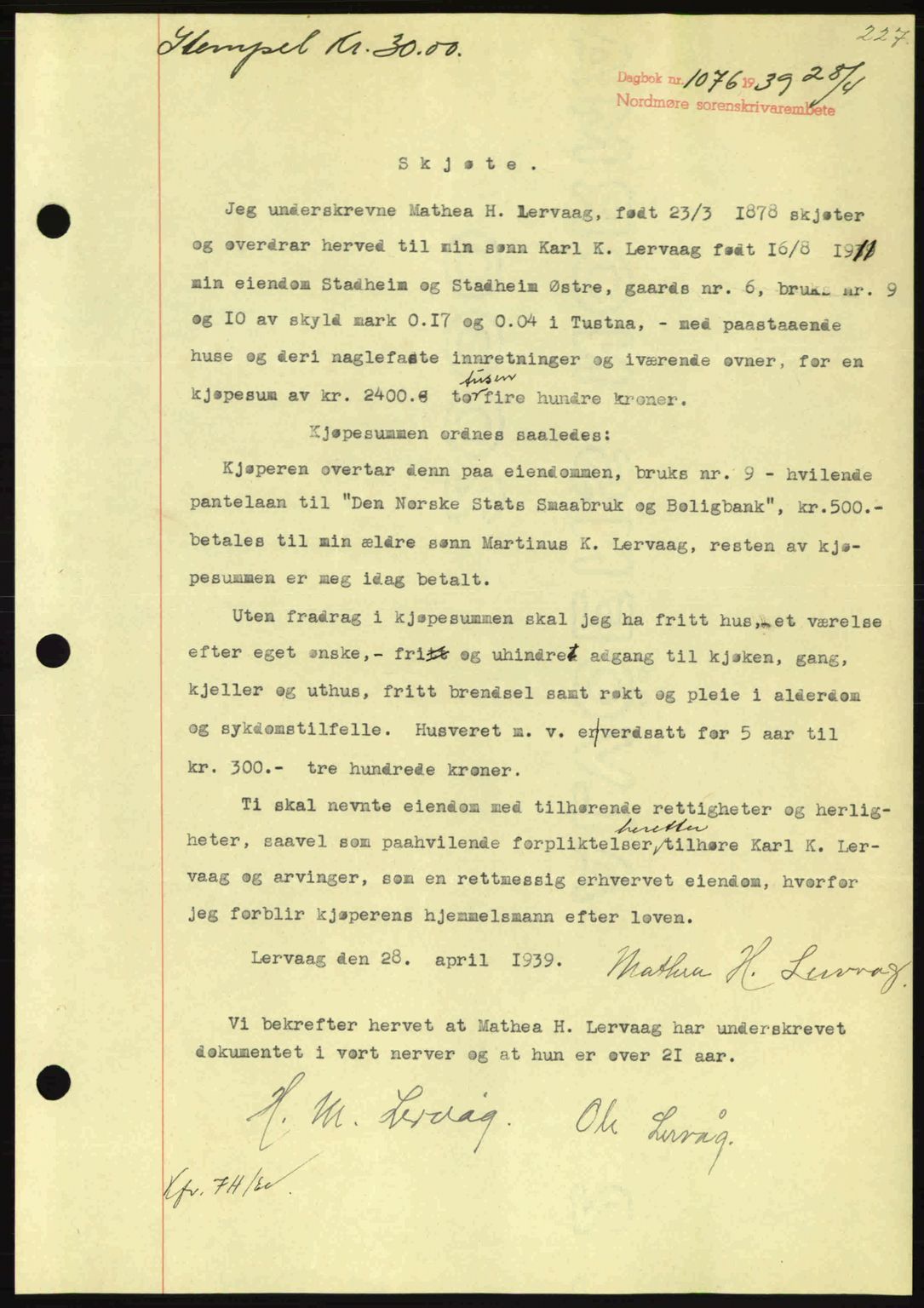 Nordmøre sorenskriveri, AV/SAT-A-4132/1/2/2Ca: Mortgage book no. A86, 1939-1939, Diary no: : 1076/1939