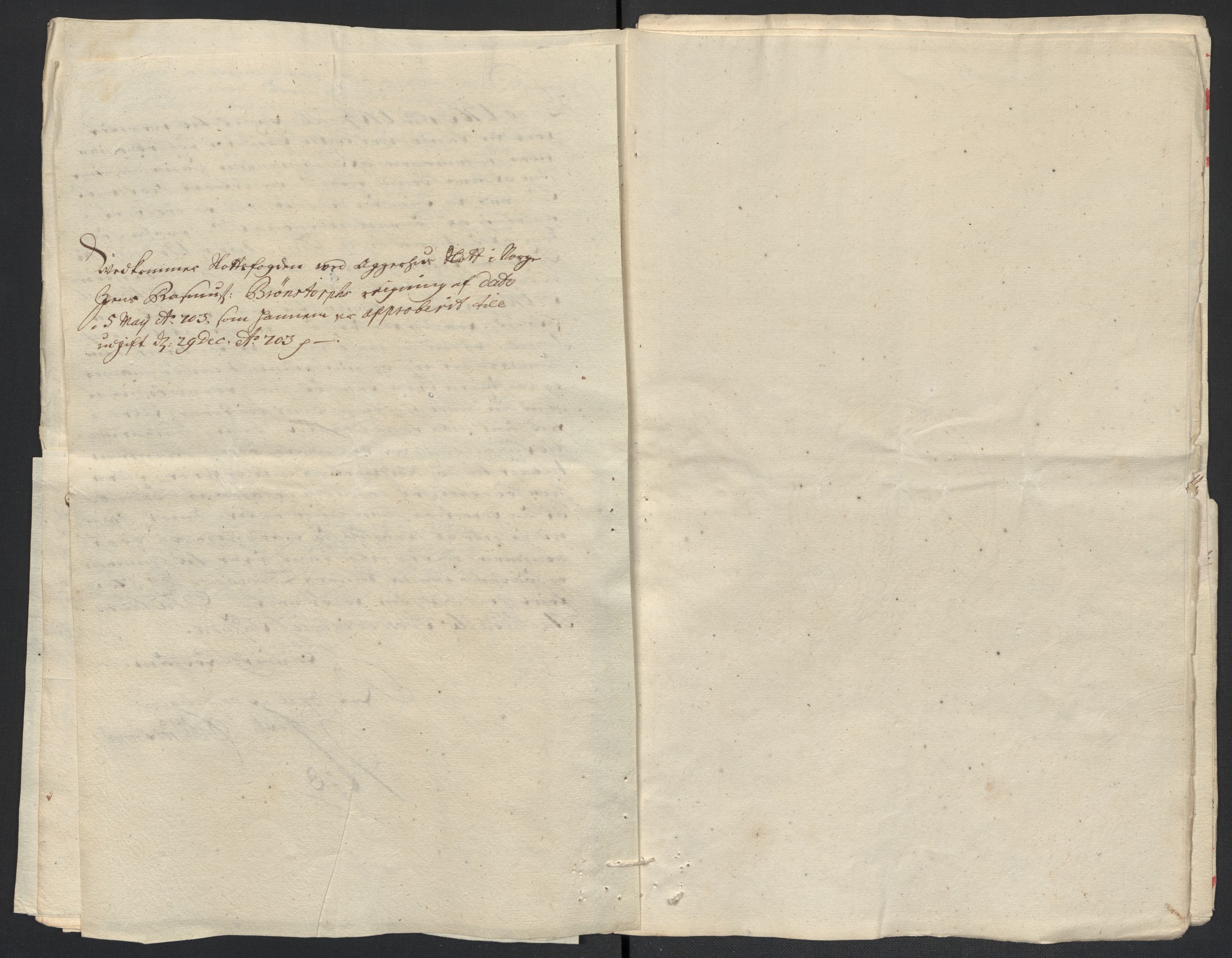 Rentekammeret inntil 1814, Reviderte regnskaper, Fogderegnskap, AV/RA-EA-4092/R10/L0445: Fogderegnskap Aker og Follo, 1703-1704, p. 239