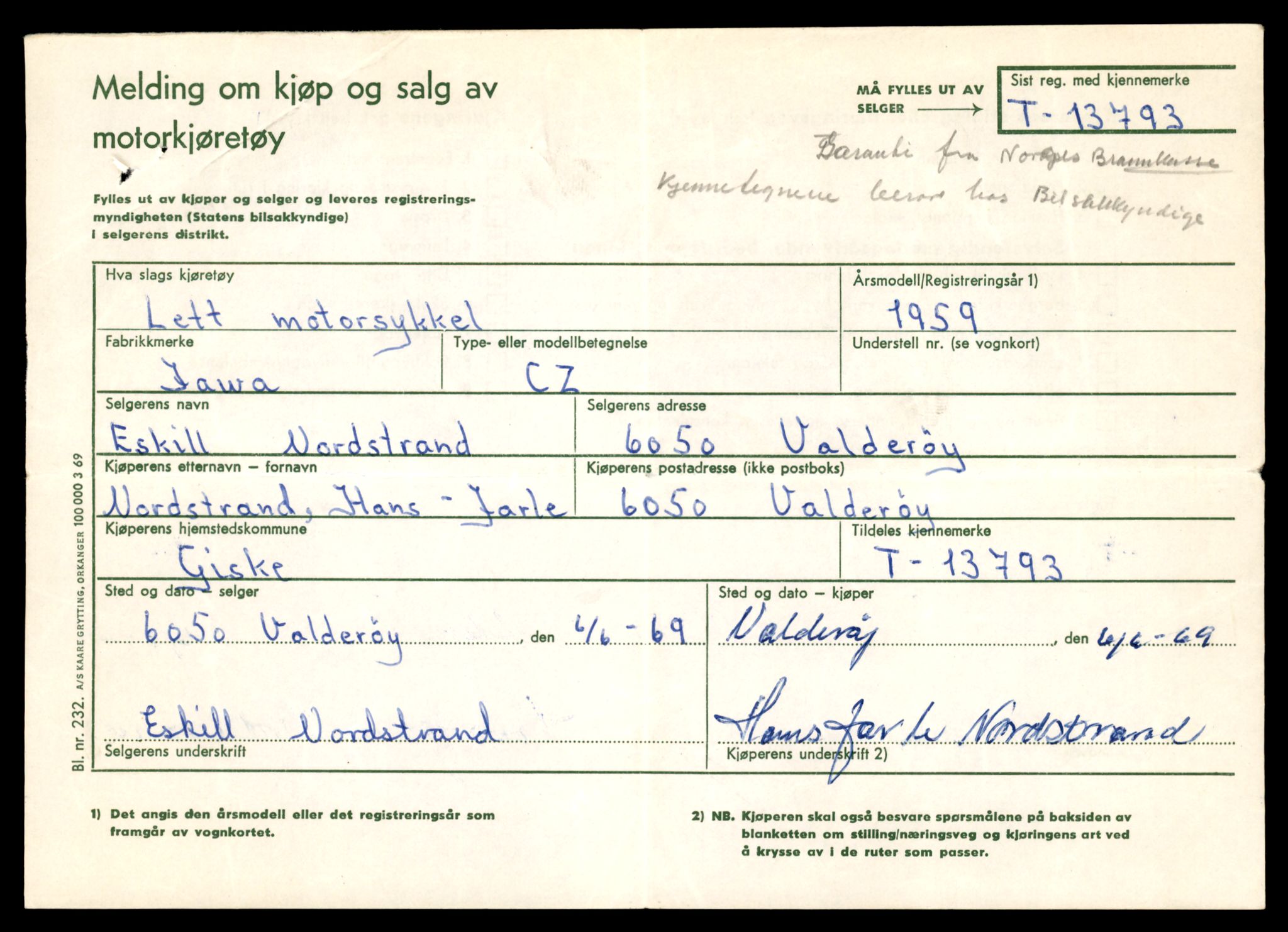 Møre og Romsdal vegkontor - Ålesund trafikkstasjon, AV/SAT-A-4099/F/Fe/L0041: Registreringskort for kjøretøy T 13710 - T 13905, 1927-1998, p. 1455