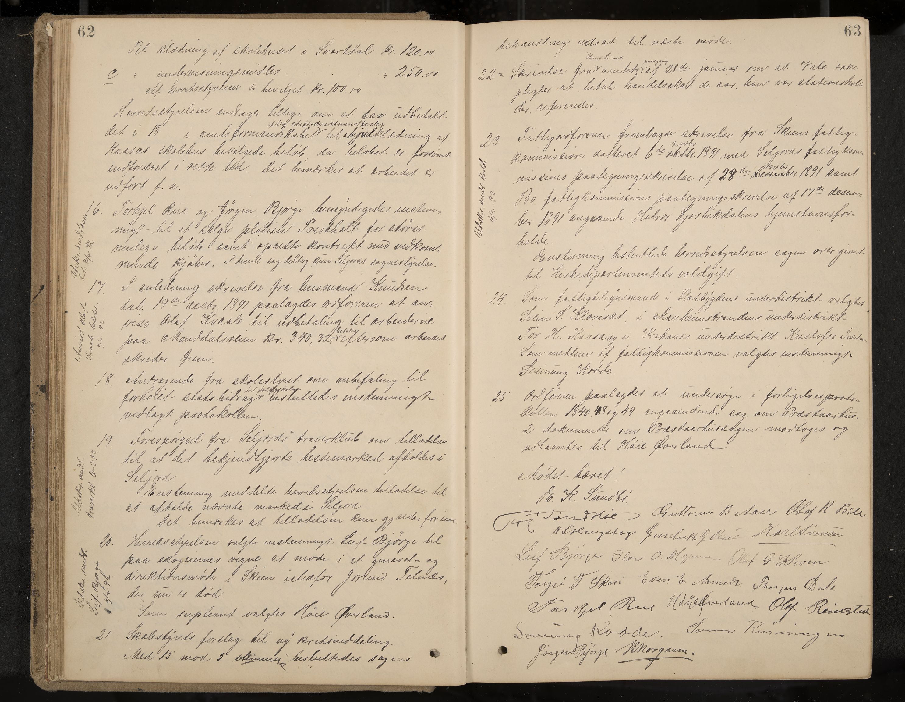 Seljord formannskap og sentraladministrasjon, IKAK/0828021/A/Aa/L0003: Møtebok med register, 1891-1905, p. 62-63