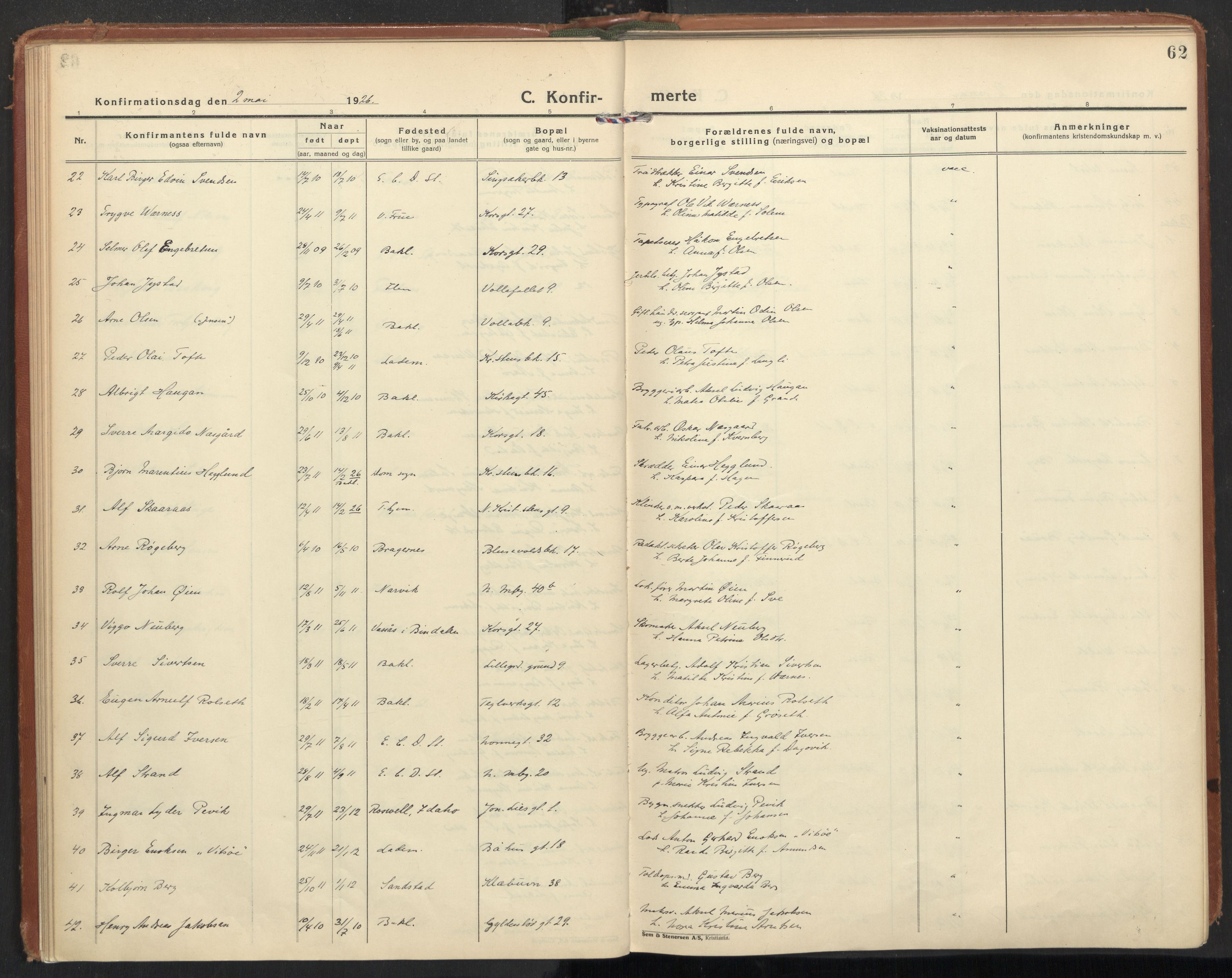 Ministerialprotokoller, klokkerbøker og fødselsregistre - Sør-Trøndelag, AV/SAT-A-1456/604/L0208: Parish register (official) no. 604A28, 1923-1937, p. 62