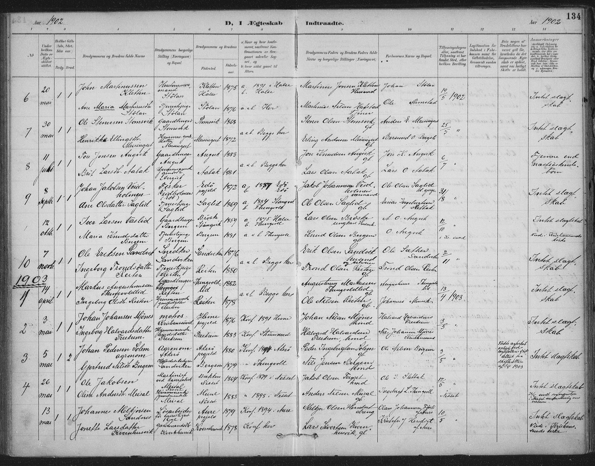 Ministerialprotokoller, klokkerbøker og fødselsregistre - Møre og Romsdal, AV/SAT-A-1454/586/L0988: Parish register (official) no. 586A14, 1893-1905, p. 134