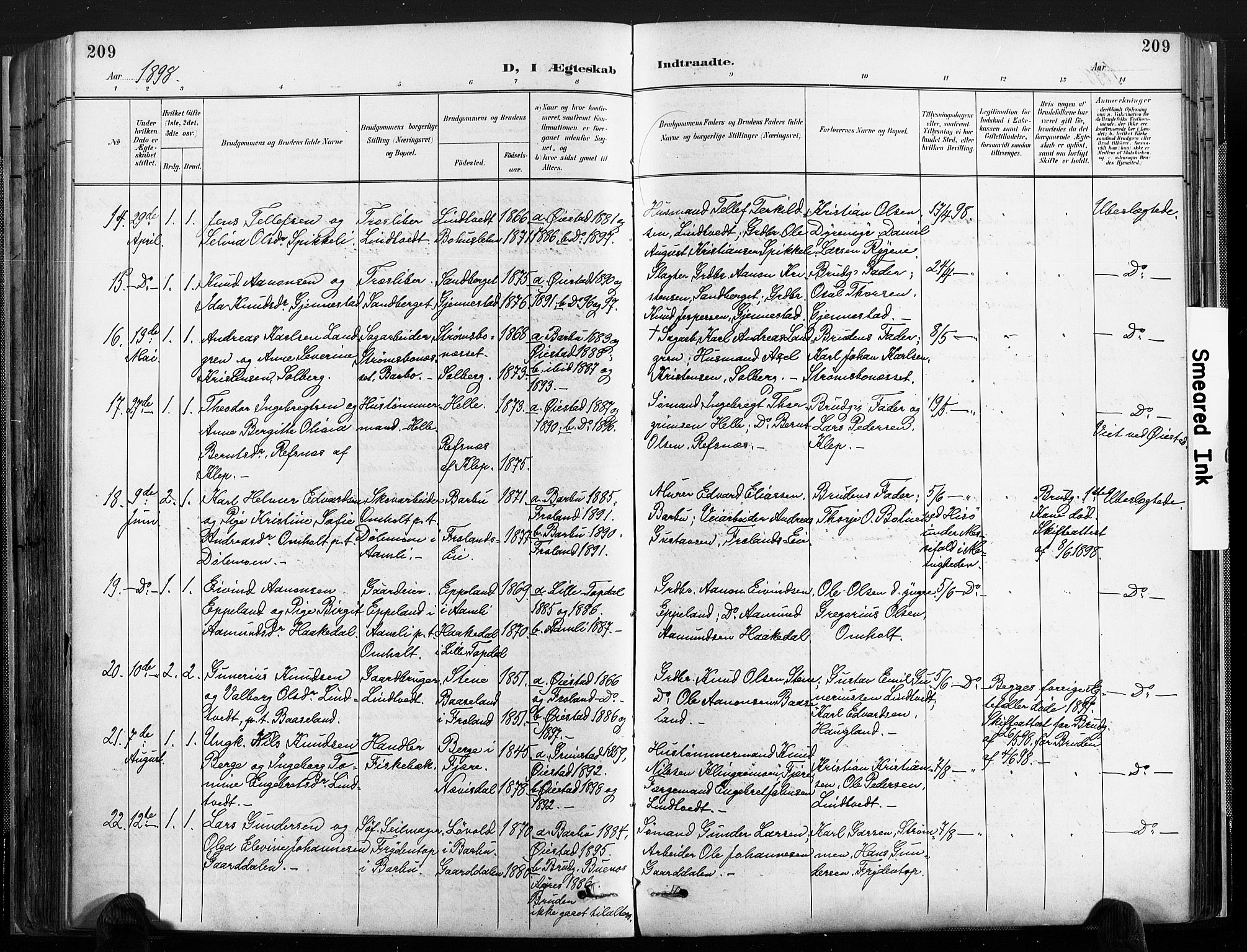 Øyestad sokneprestkontor, AV/SAK-1111-0049/F/Fa/L0018: Parish register (official) no. A 18, 1897-1907, p. 209