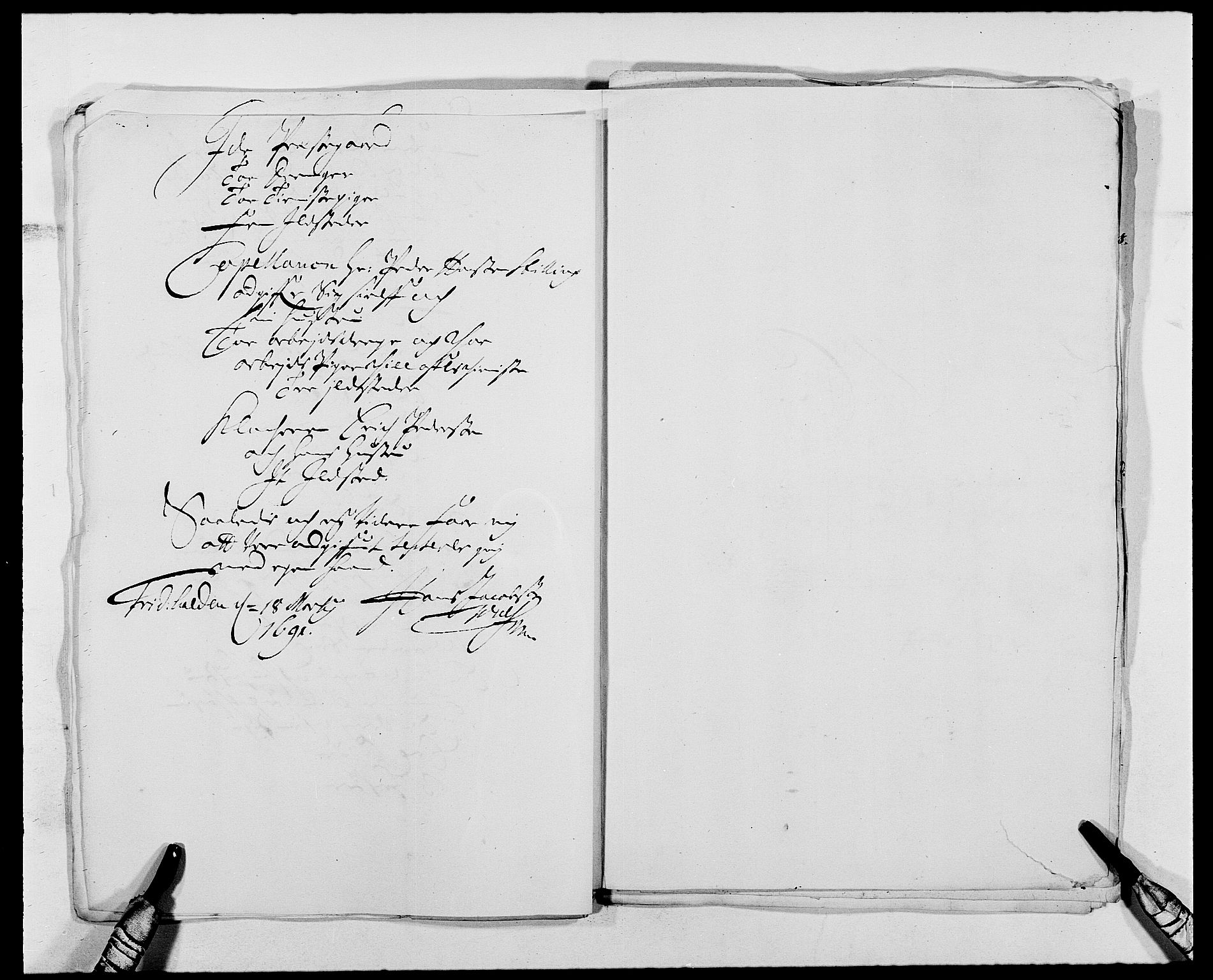 Rentekammeret inntil 1814, Reviderte regnskaper, Fogderegnskap, RA/EA-4092/R01/L0010: Fogderegnskap Idd og Marker, 1690-1691, p. 408