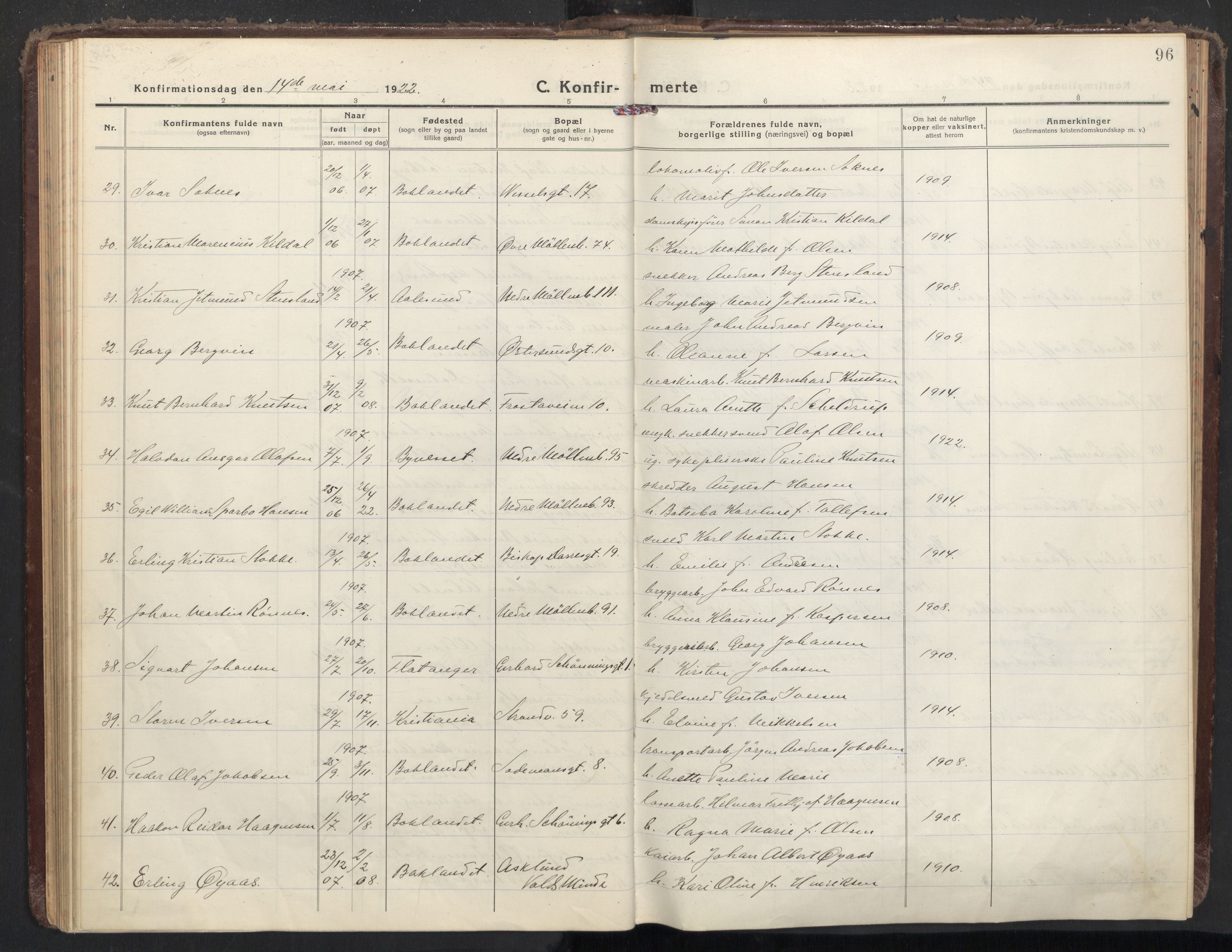 Ministerialprotokoller, klokkerbøker og fødselsregistre - Sør-Trøndelag, SAT/A-1456/605/L0247: Parish register (official) no. 605A09, 1918-1930, p. 96